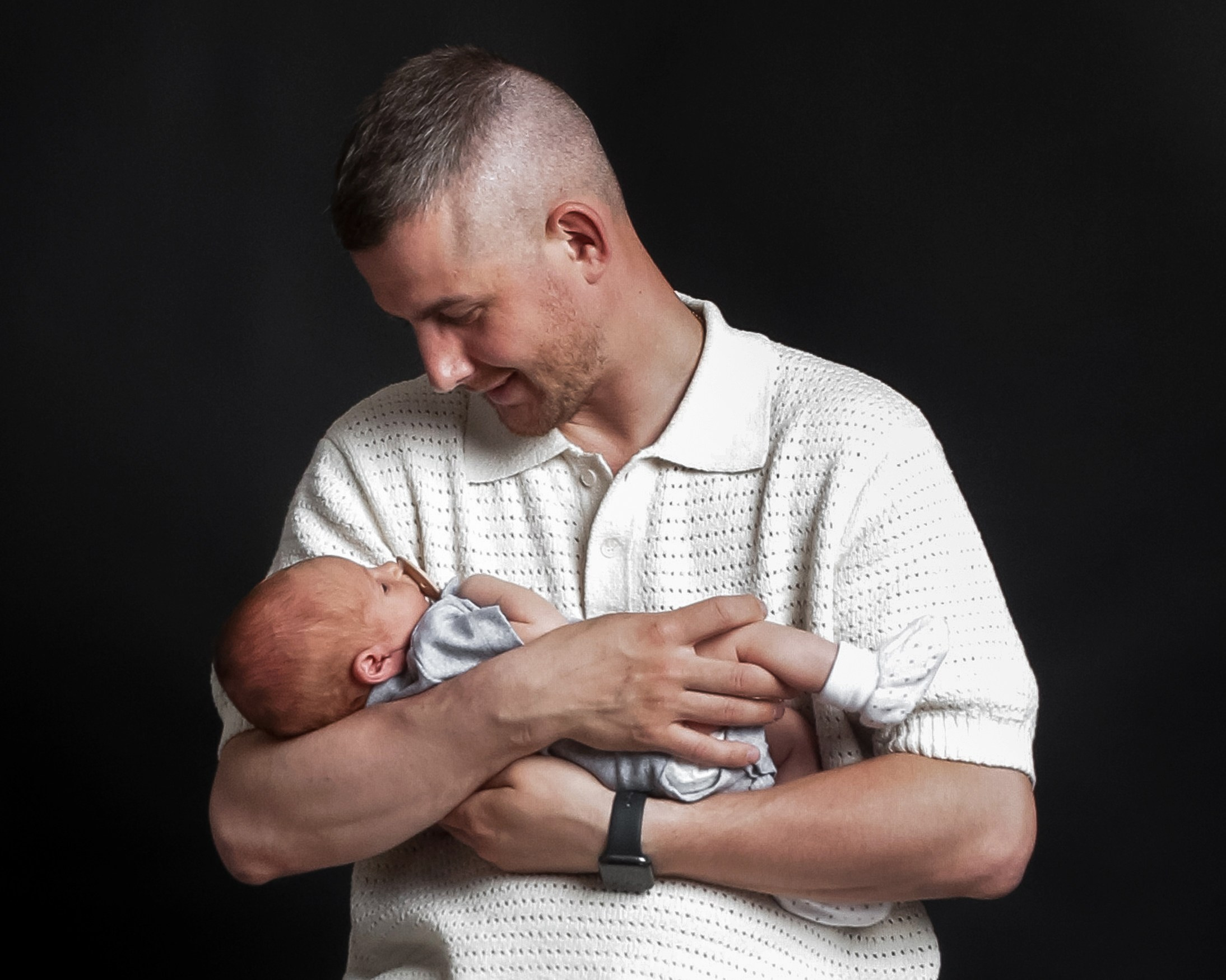 Левушке 1 месяц