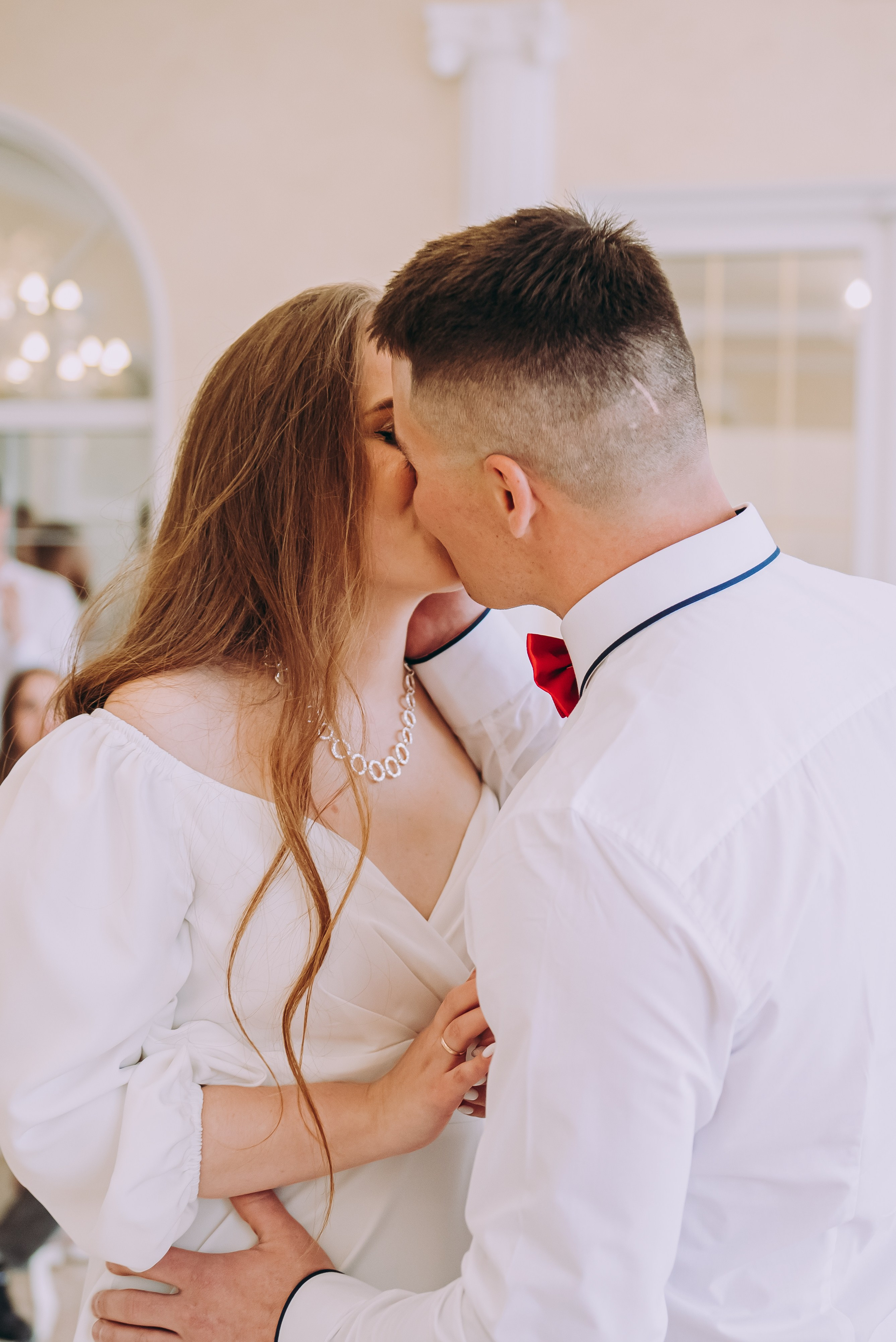 Свадебная фотосессия в центральном загсе в г. Кемерово