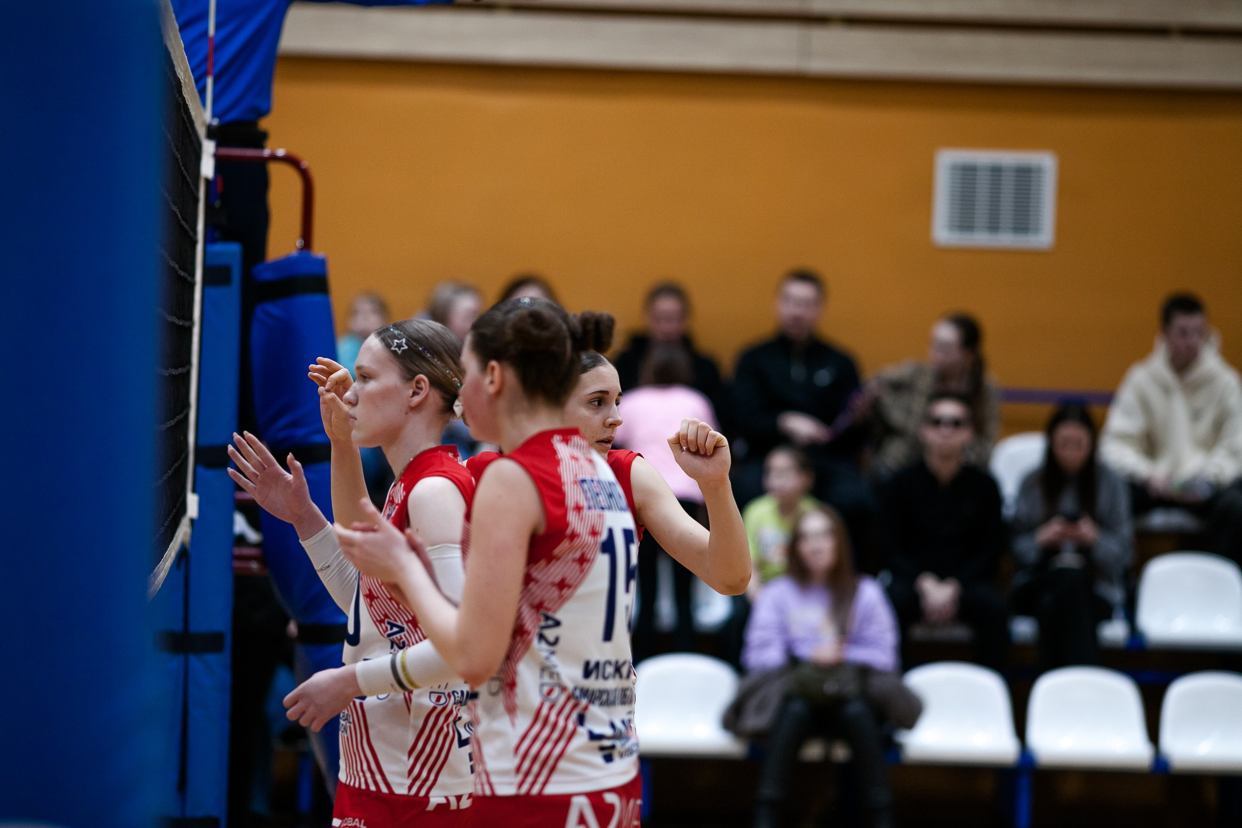 СШ11 — Искра / 1 игра. Фотография