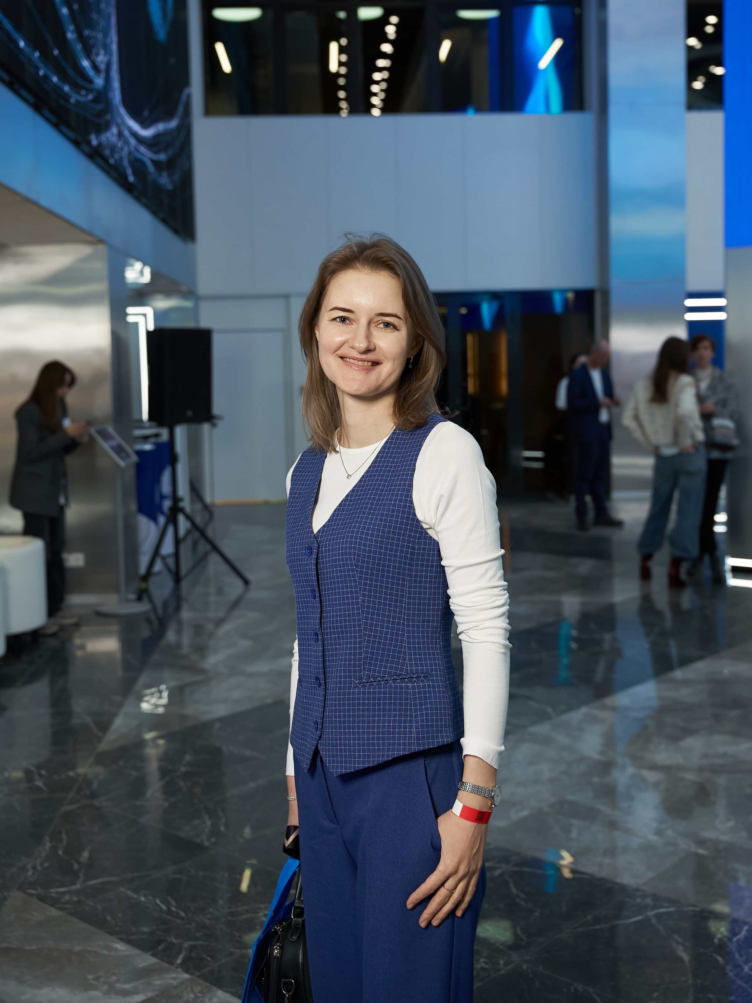 СЛУШАТЕЛИ. PRO-AGELESS