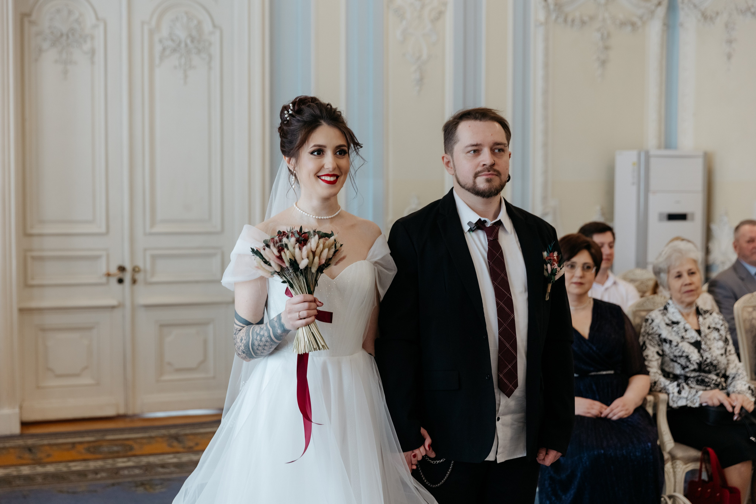 Ты молчишь, а я улыбаюсь, Мария. Свадебный и репортажный фотограф в Санкт-Петербурге