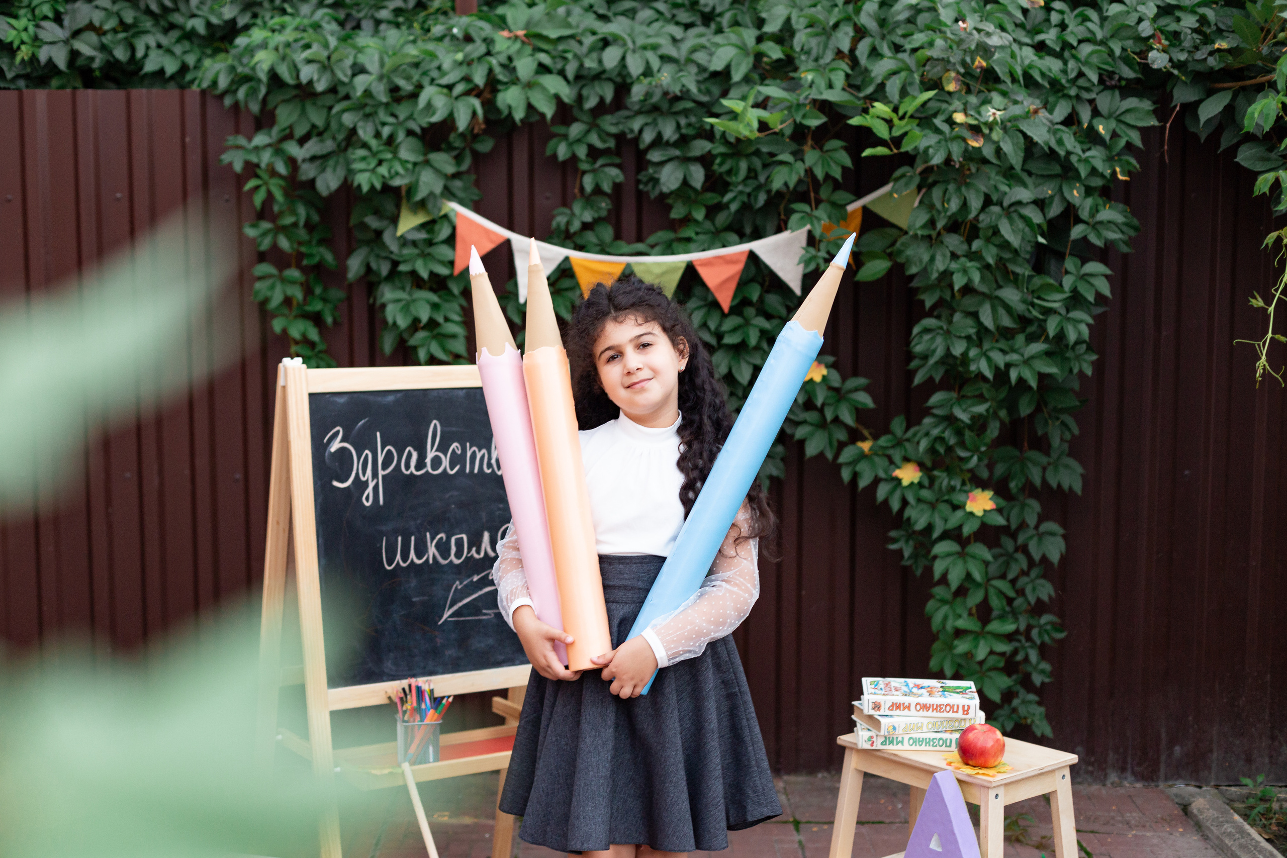 Фотопроект «Здравствуй школа». «ФотоЛерия» ФОТОГРАФ ВЫПУСКНЫЕ АЛЬБОМЫ