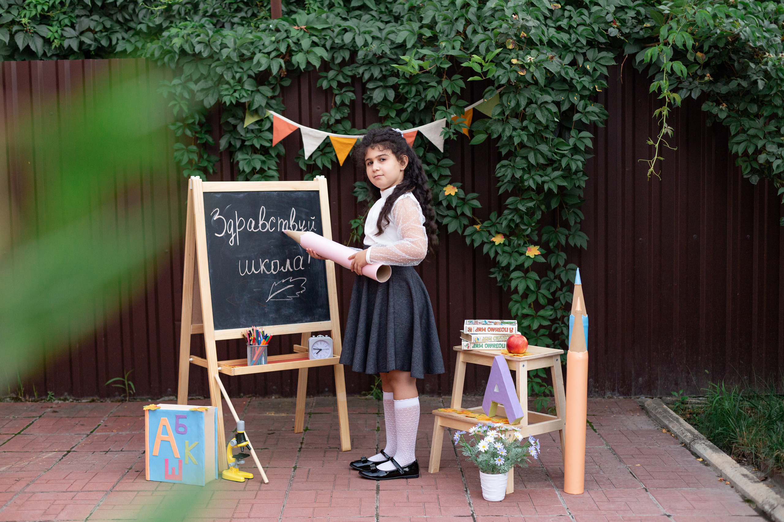 Фотопроект «Здравствуй школа». «ФотоЛерия» ФОТОГРАФ ВЫПУСКНЫЕ АЛЬБОМЫ