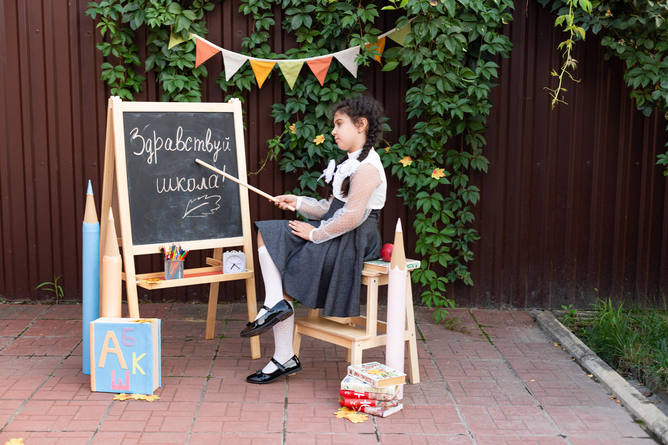 Фотопроект «Здравствуй школа». «ФотоЛерия» ФОТОГРАФ ВЫПУСКНЫЕ АЛЬБОМЫ