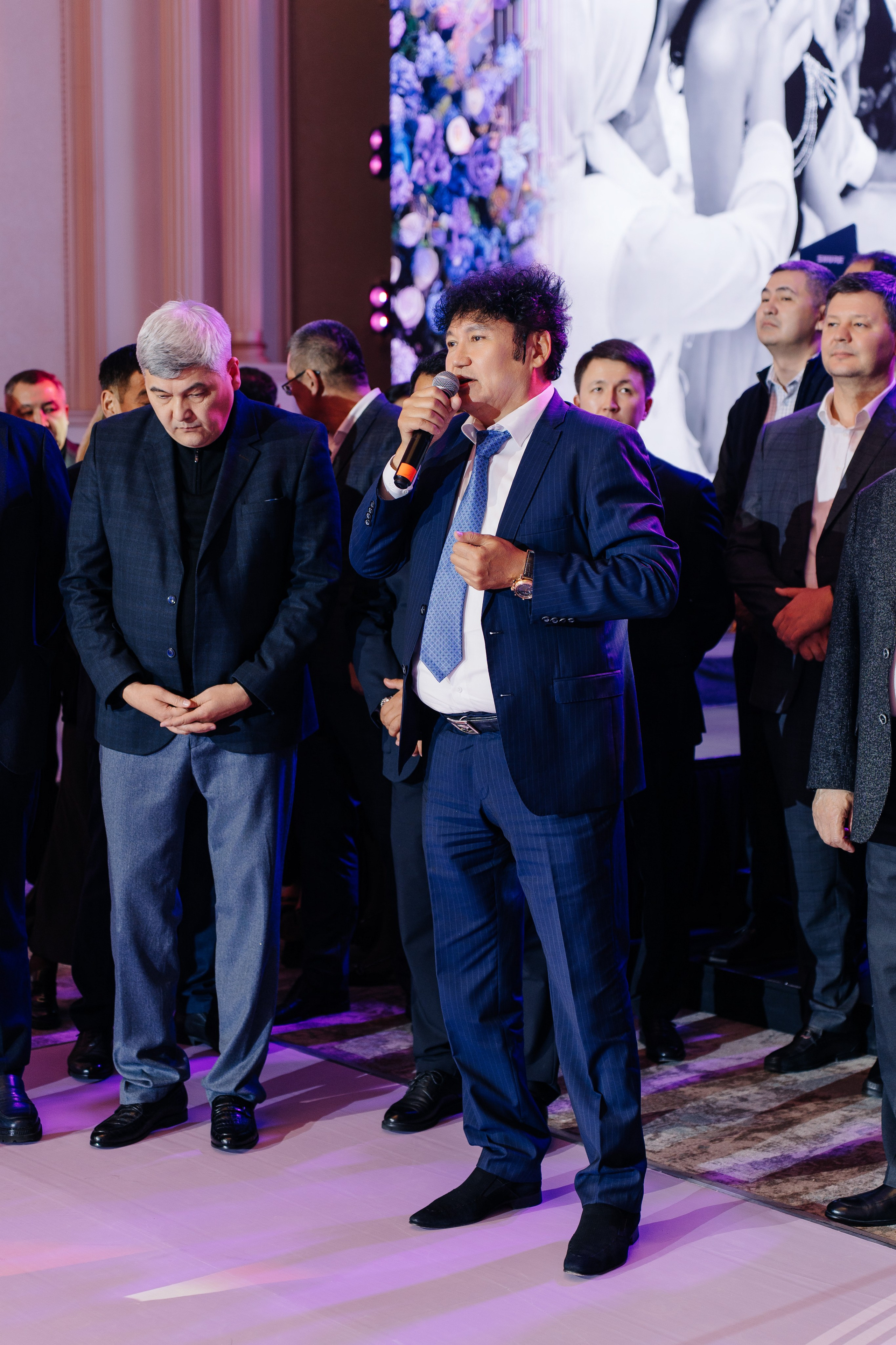 Ay-Dana Uzatu. ___________________________________________________