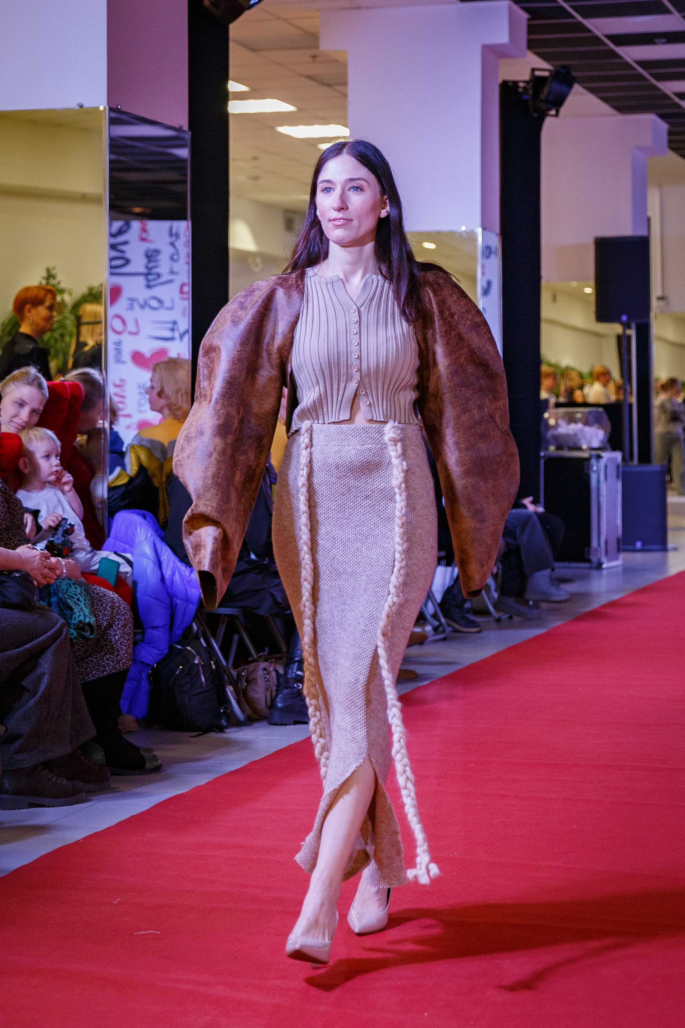 Дефиле. Художественный и репортажный фотограф в Санкт-Петербурге Виктория Никитина