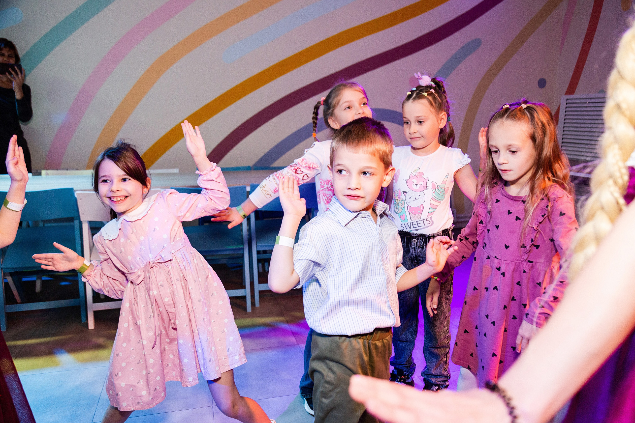 Лиде и Лизе 6 лет. Детский фотограф видеограф в Хабаровске Михаил Орлов