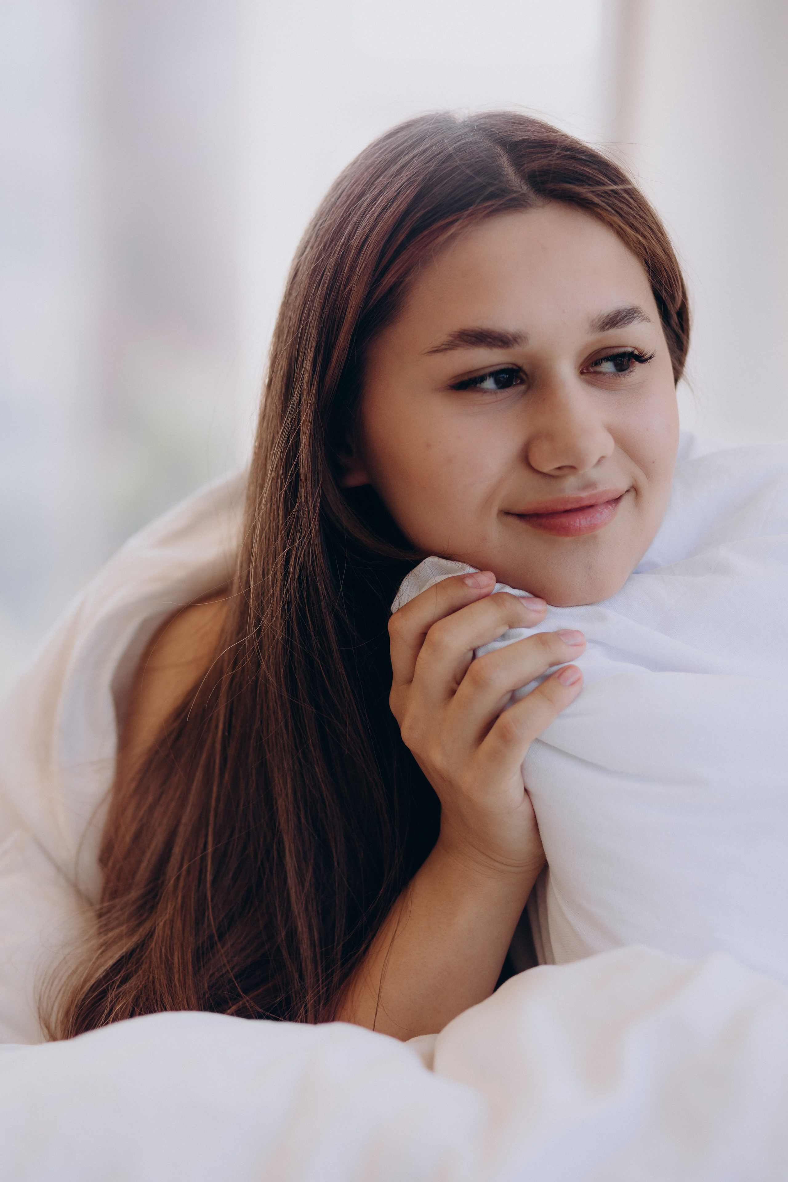 Фотосессия для контента салона красоты Бровико. Фотограф в Санкт-Петербурге Разиля Идиятуллина