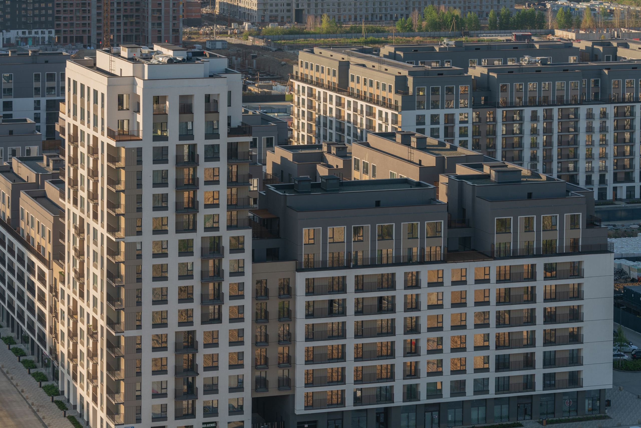 На Академическом | Брусника. Архитектурный фотограф Кирилл Цыбенко. Работаю в Москве, по всей России и Миру