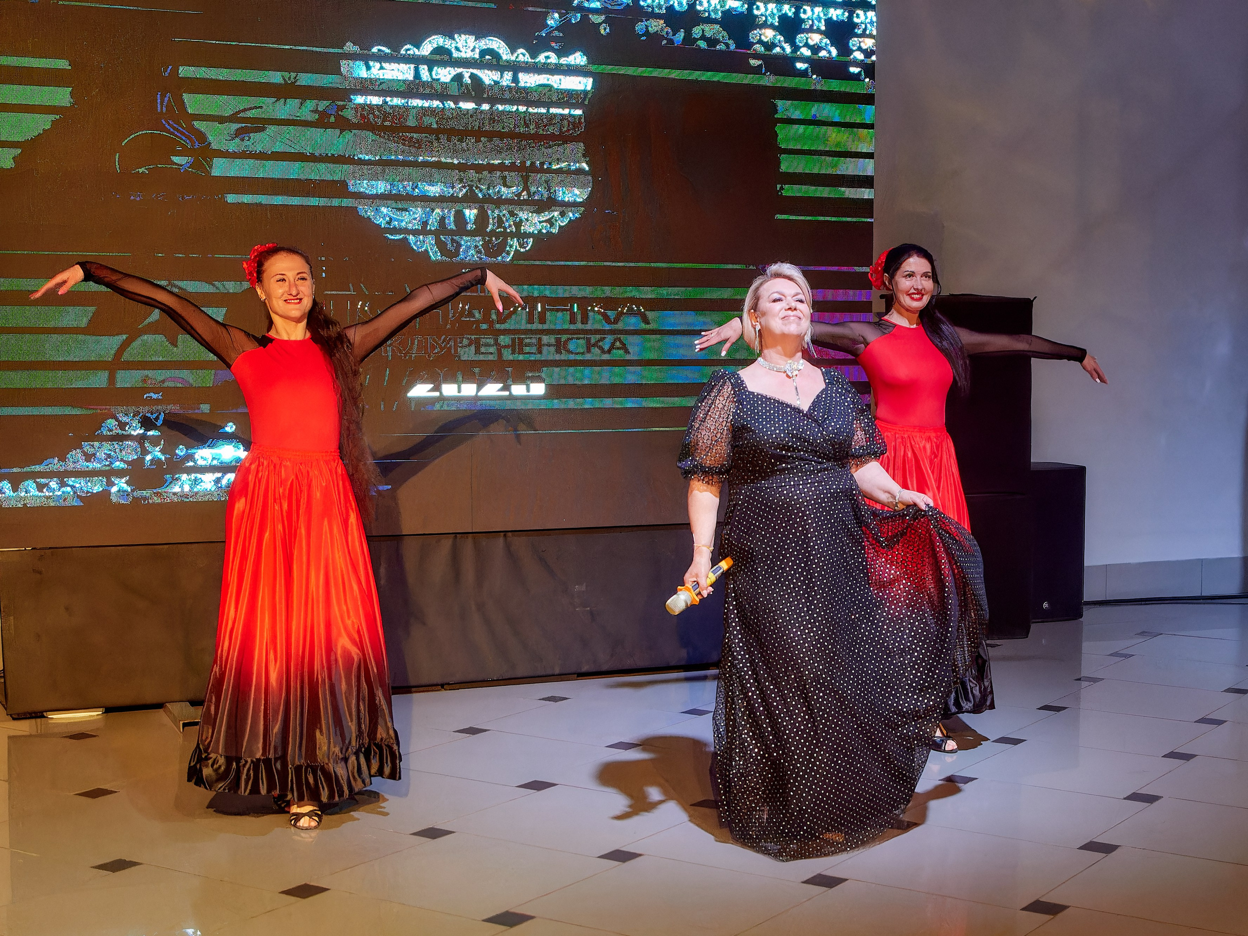 Блондинка Междуреченска. Семейный и детский фотограф в Междуреченск Олег Бамбульский