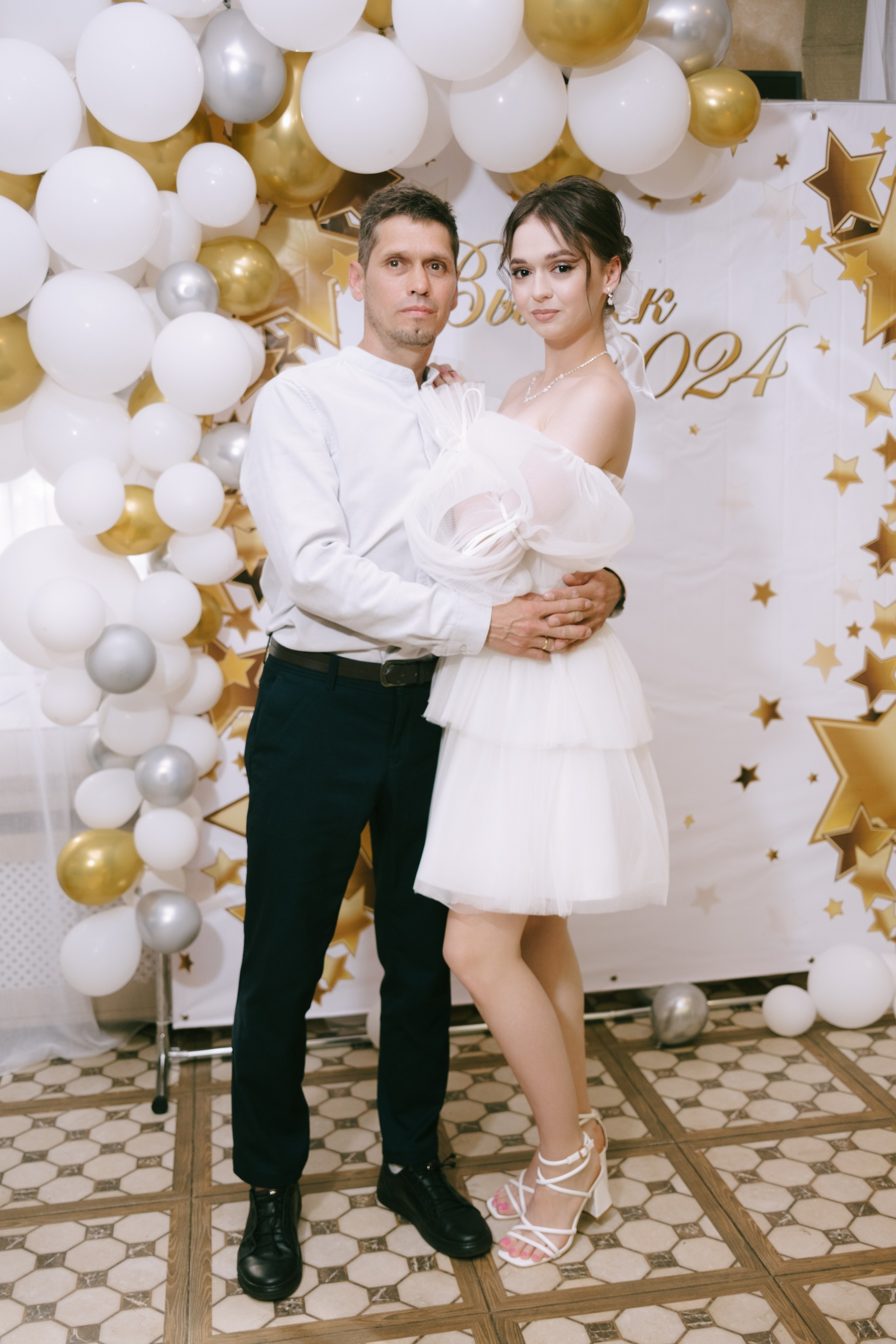 Выпускной школа 33. Свадебный и репортажной фотограф Денис Ожигин в Краснодаре и Краснодарском крае