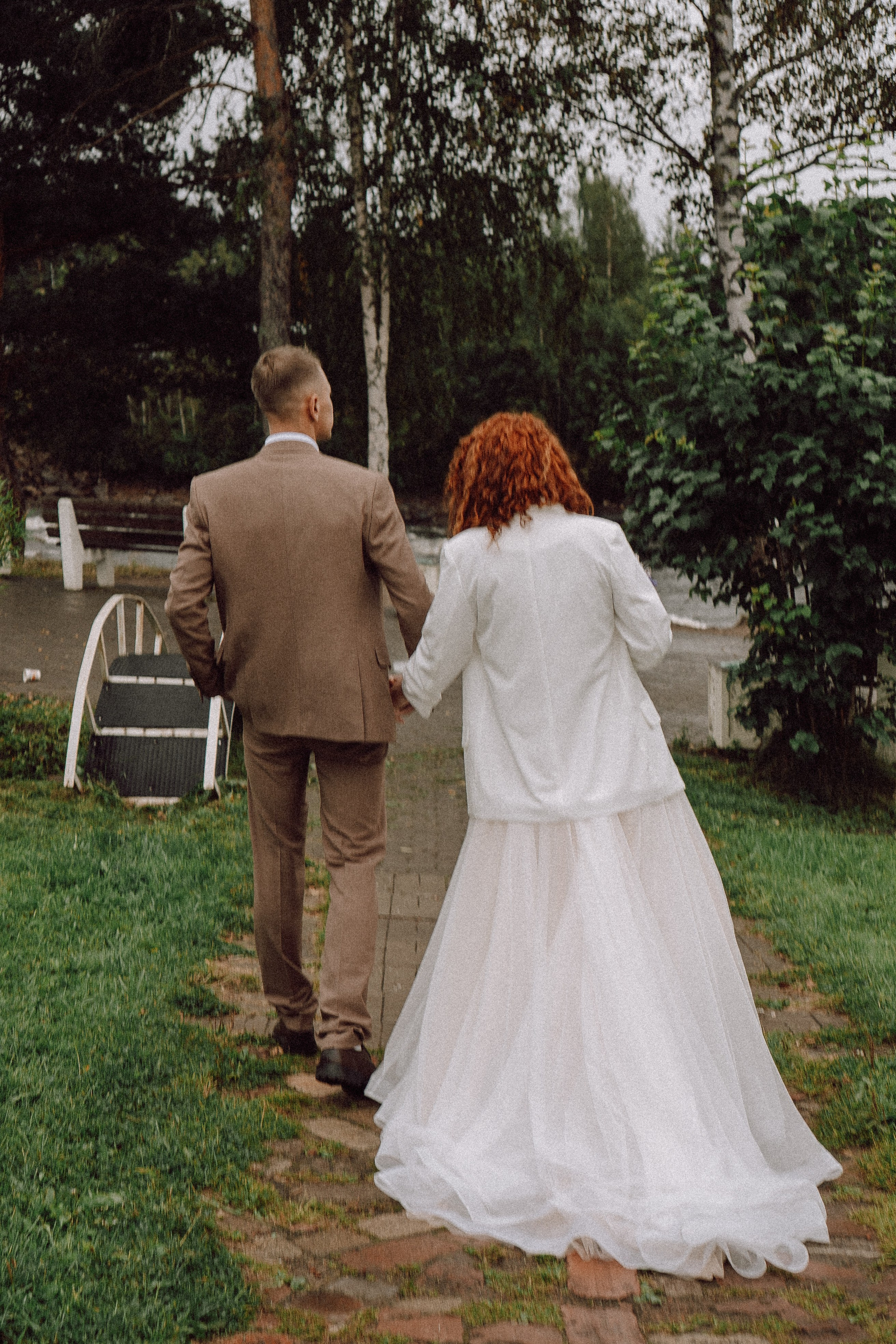 СВАДЕБНАЯ ФОТОСЕССИИЯ ПАРЫ В ГОРОДЕ ПРИОЗЕРСК В СОСНОВОМ ЛЕСУ И С ПИКАПОМ. Профессиональный фотограф, Санкт-Петербург — Виктория Богомолова