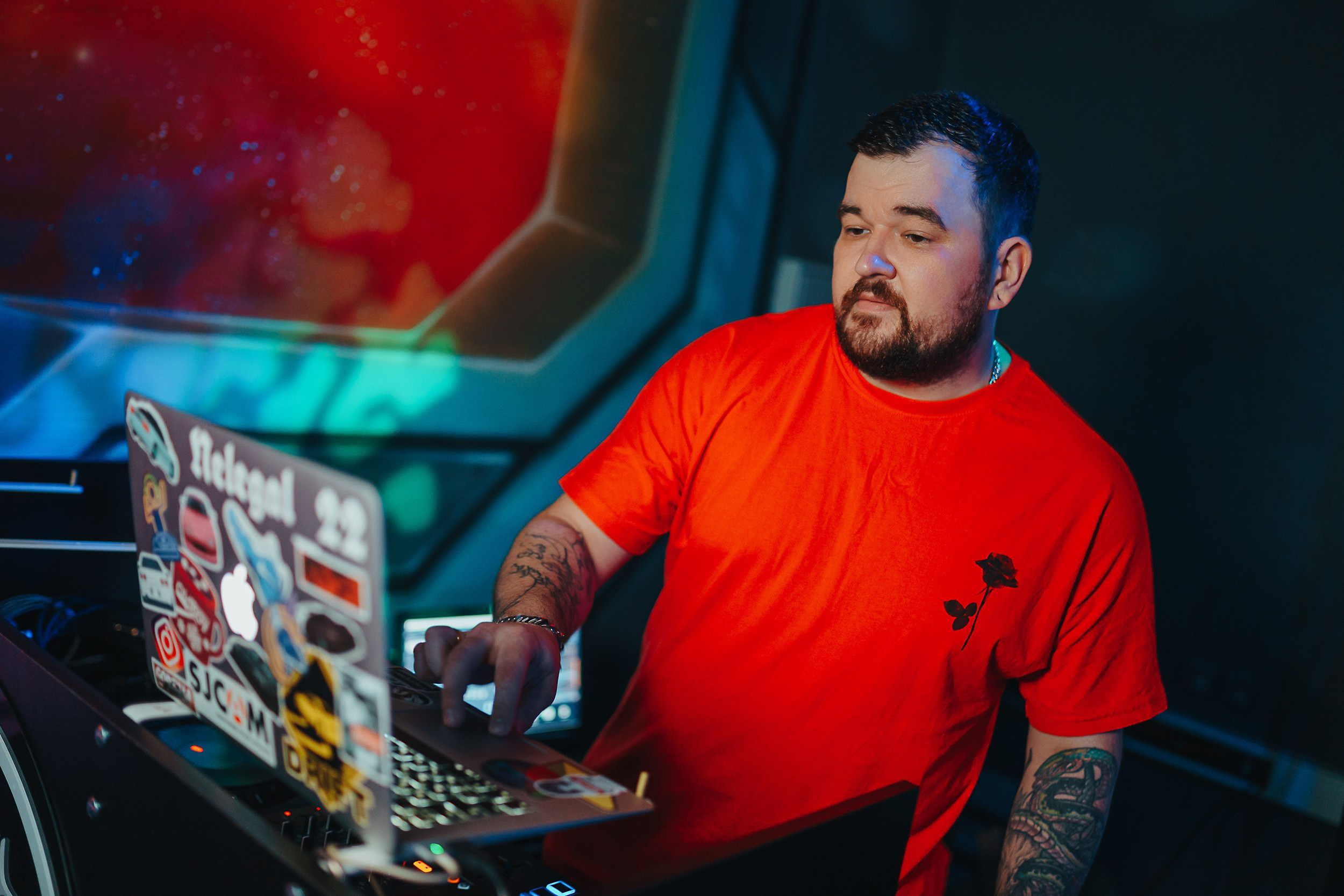 KOSMOS. Репортажный (Event) фотограф в Барнауле | Даниил Маркин | Качество и вайб