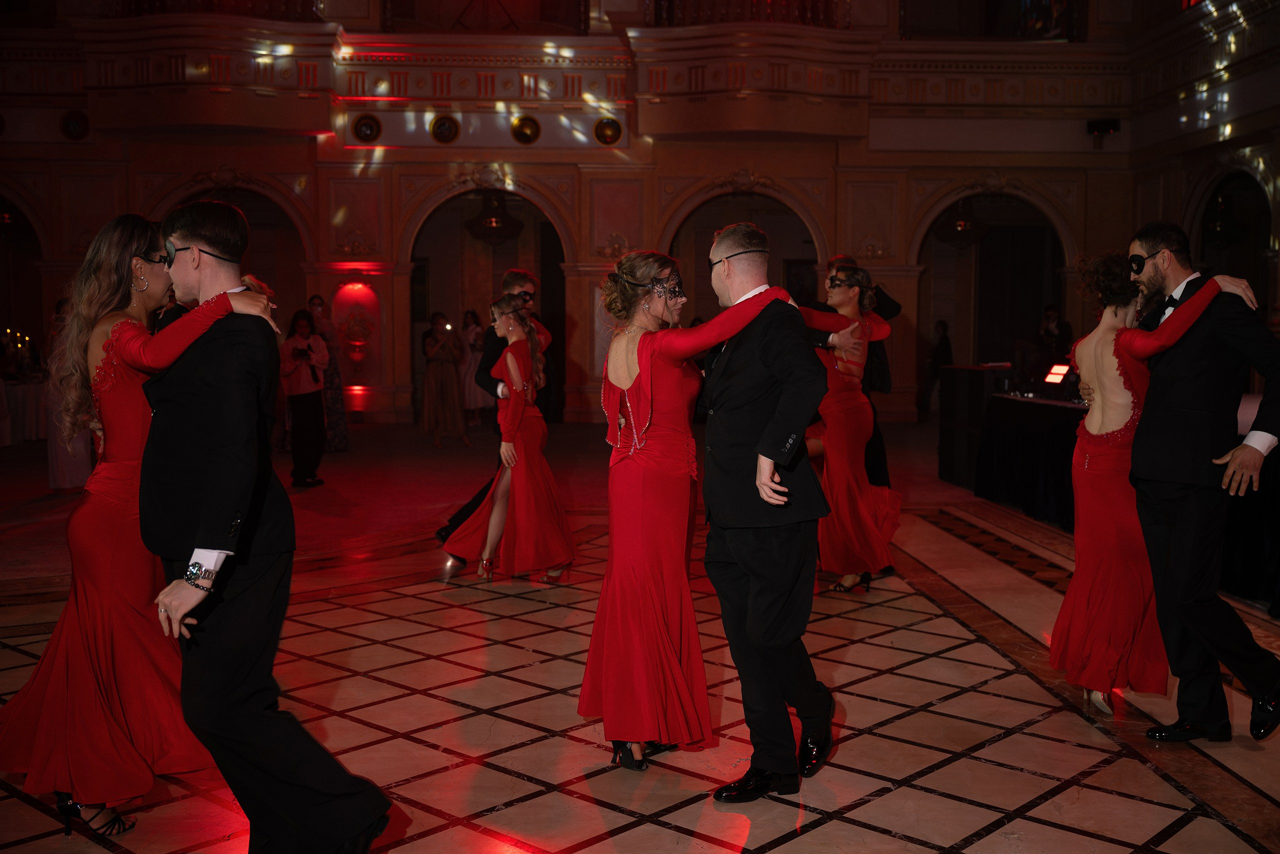 Montale. Photographer in Almaty — Alexey Konkov | Reportage, Weddings, Portraits, Love Story