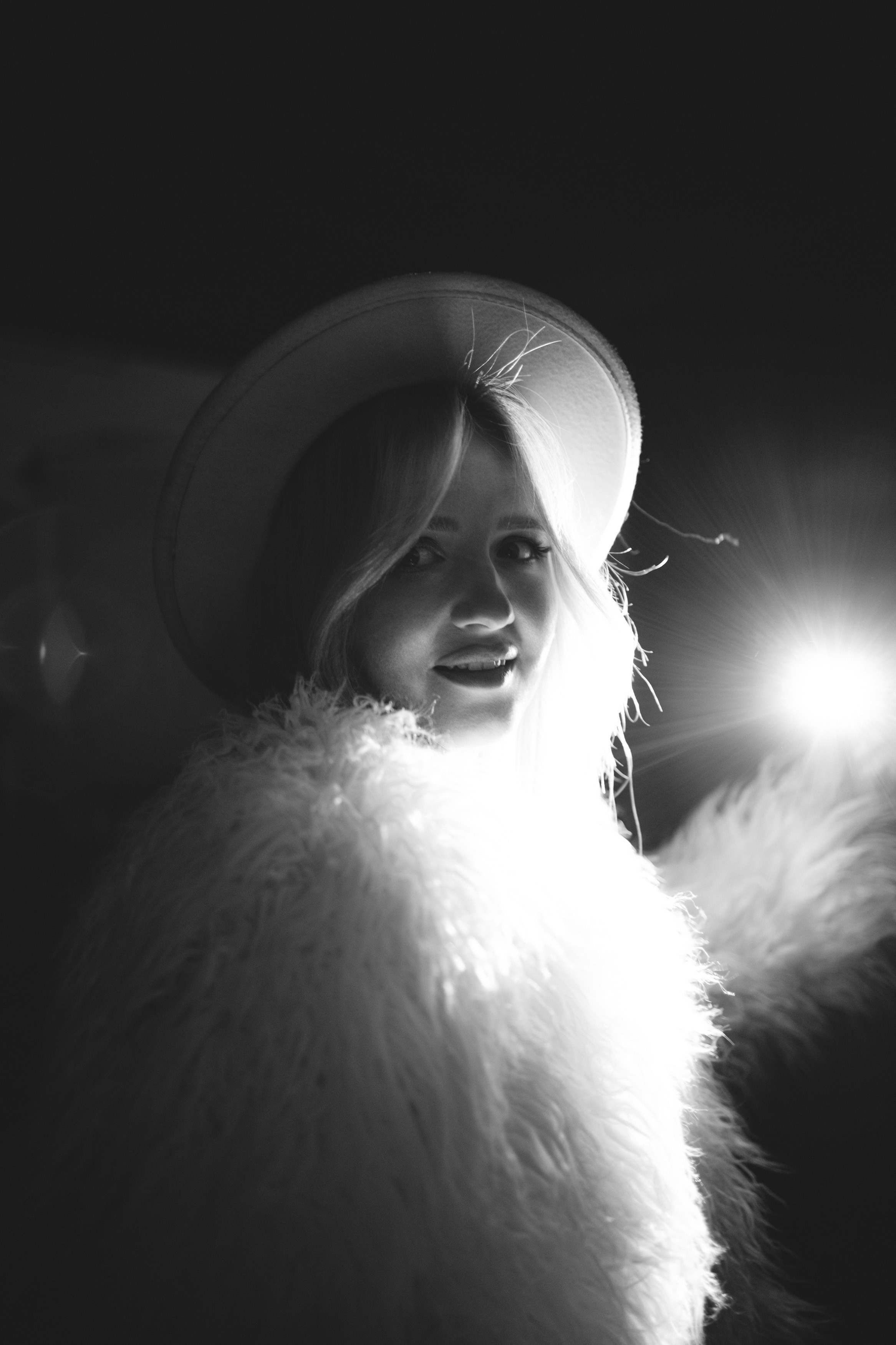 Прогулочная фотосессия в Иркутске. Свадебный Фотограф в Иркутске Екатерина Елисеева