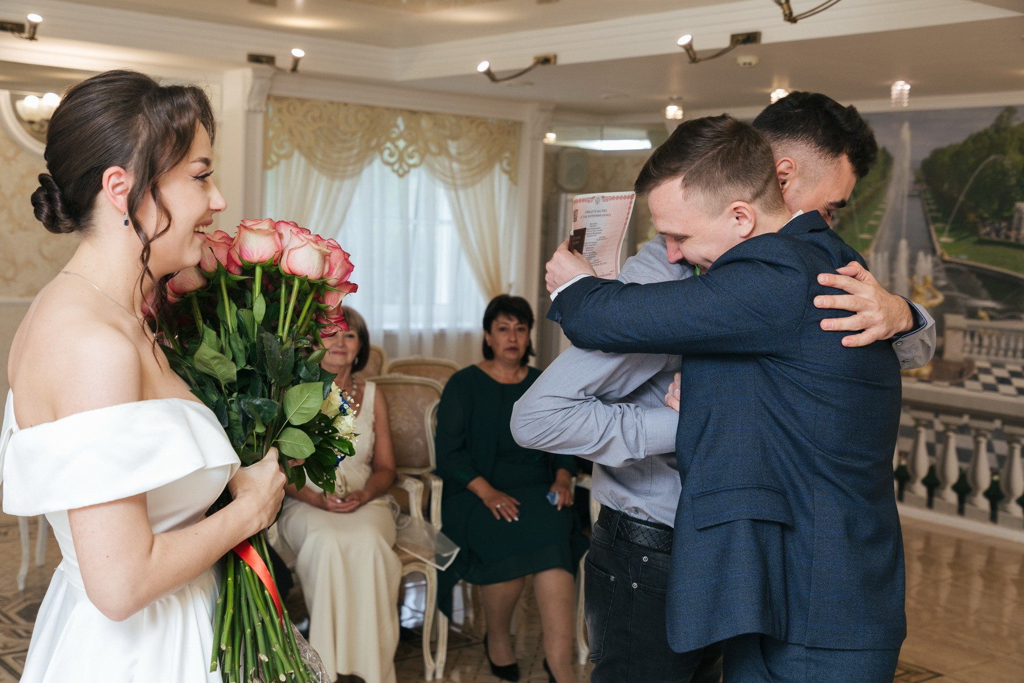 свадебная съемка в петергофе, найти фотографа на свадьбу, свадебный фотограф, свадебное платье купить, свадебный салон, свадебные кольца