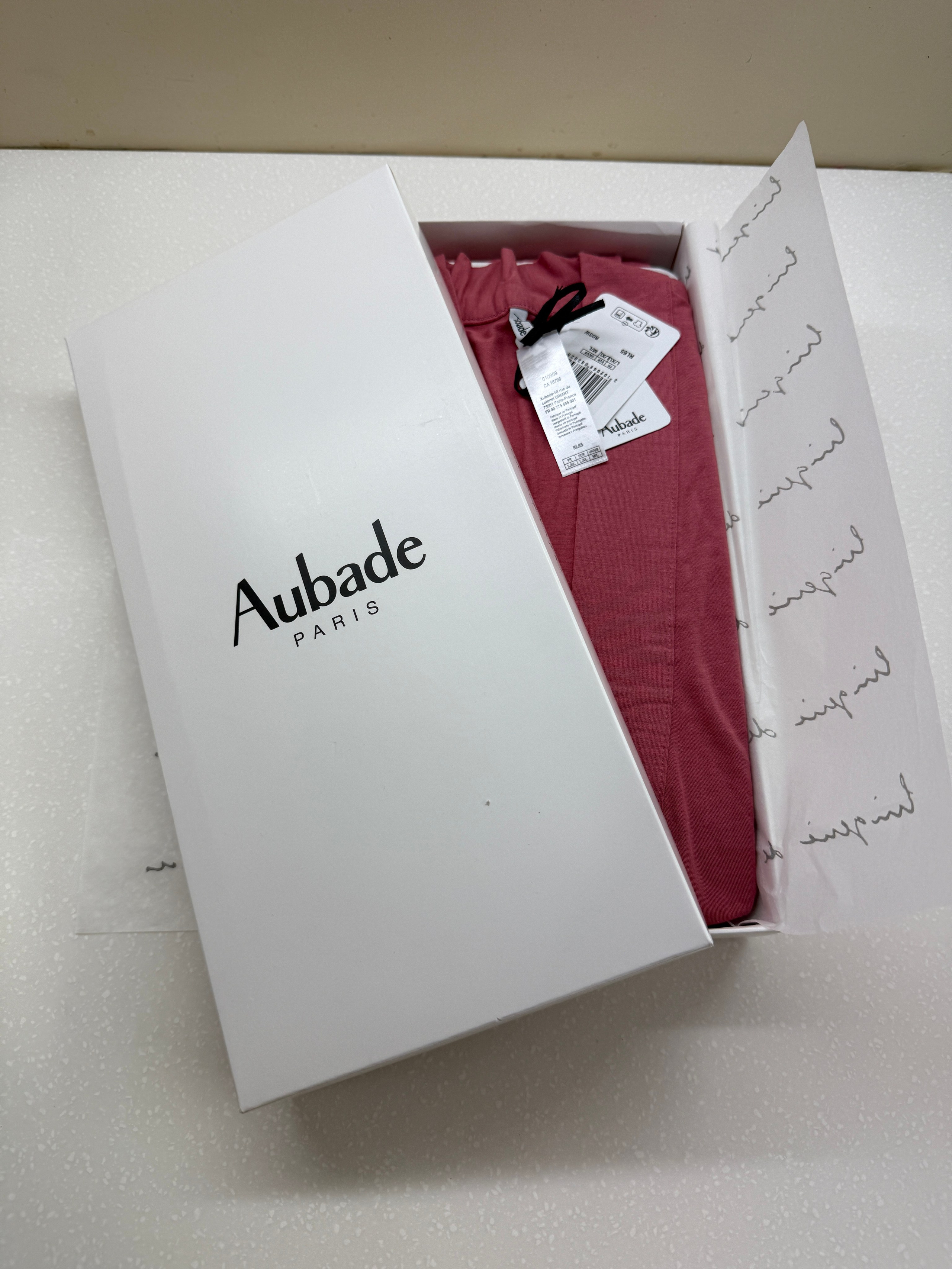 Нижнее белье и купальники. Ваш байер во Франции