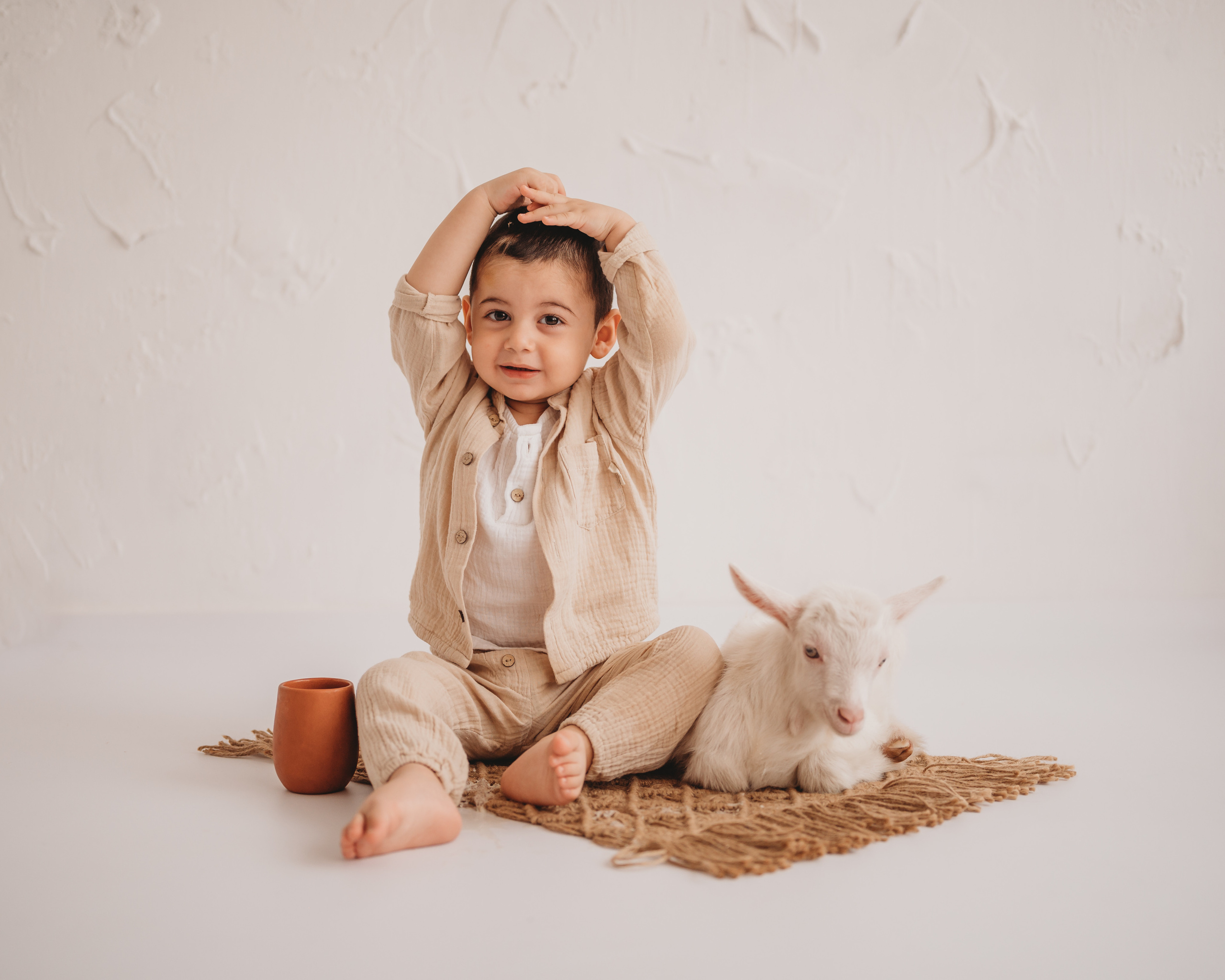 Асланчик и козленок. Детский и семейный фотограф Ирина Гладких