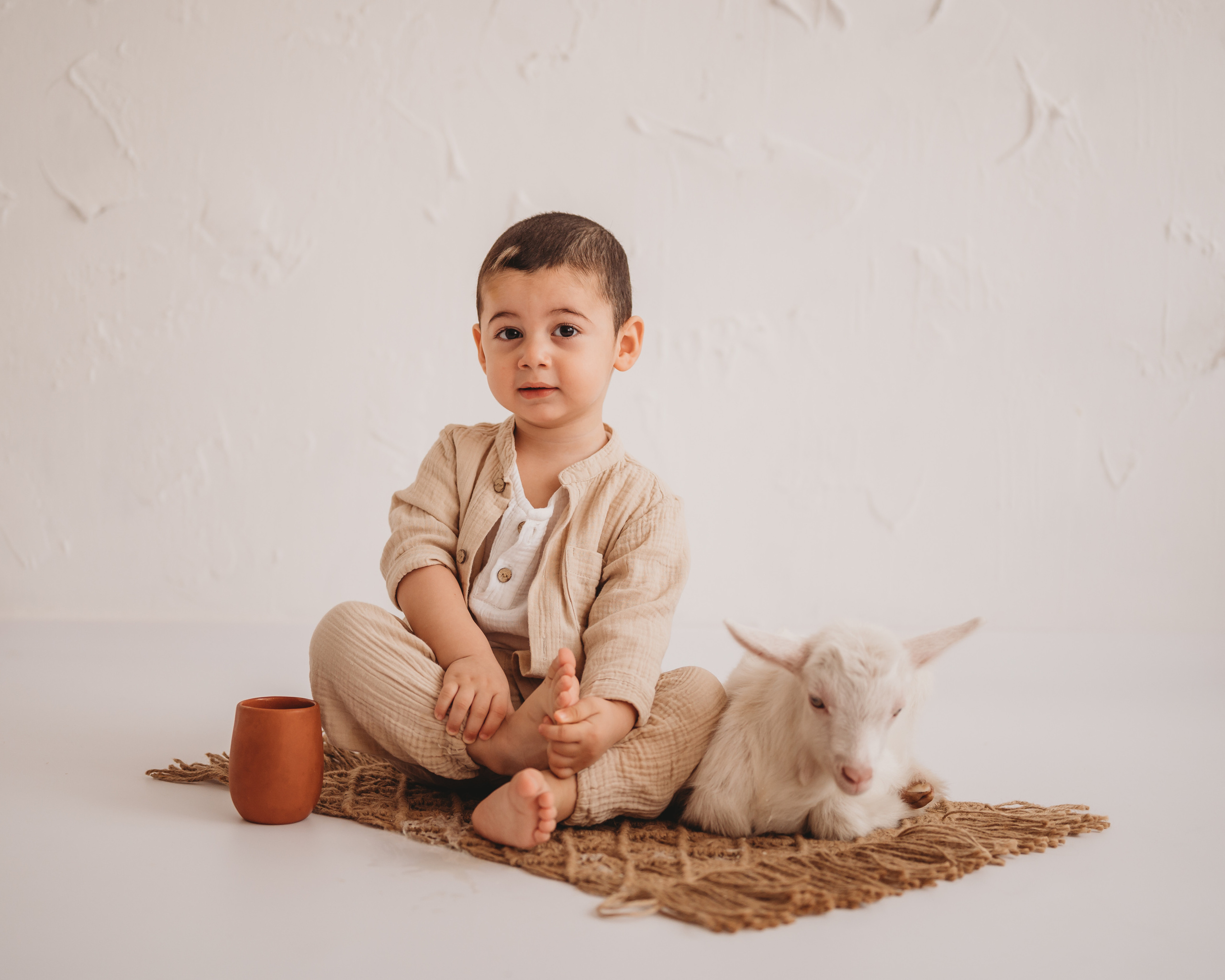 Асланчик и козленок. Детский и семейный фотограф Ирина Гладких