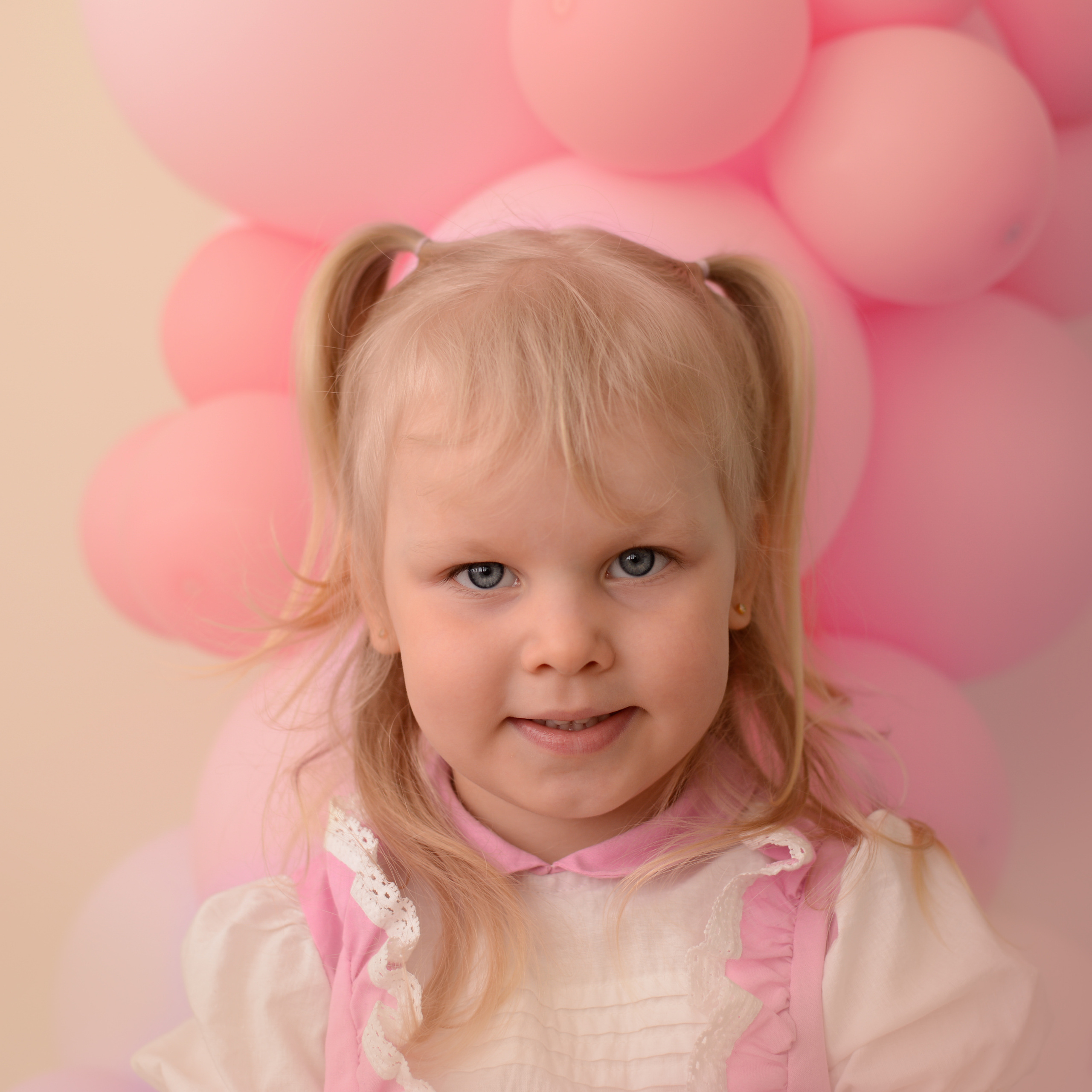 Студийная фотосессия Анастасии. Фотограф Карпова Екатерина в Коломне и области