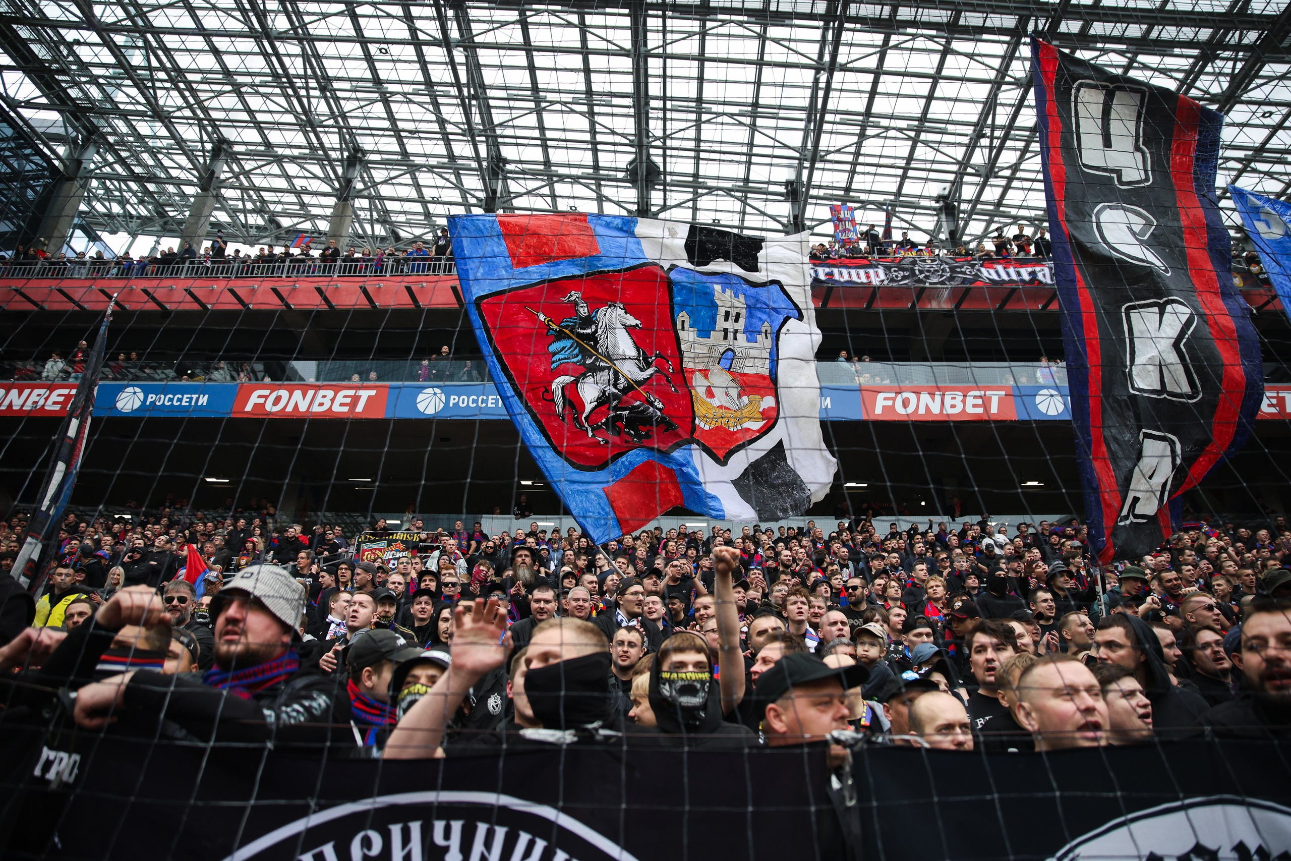 Гала-матч 20 лет Кубку УЕФА. Фотограф Иван Косарев