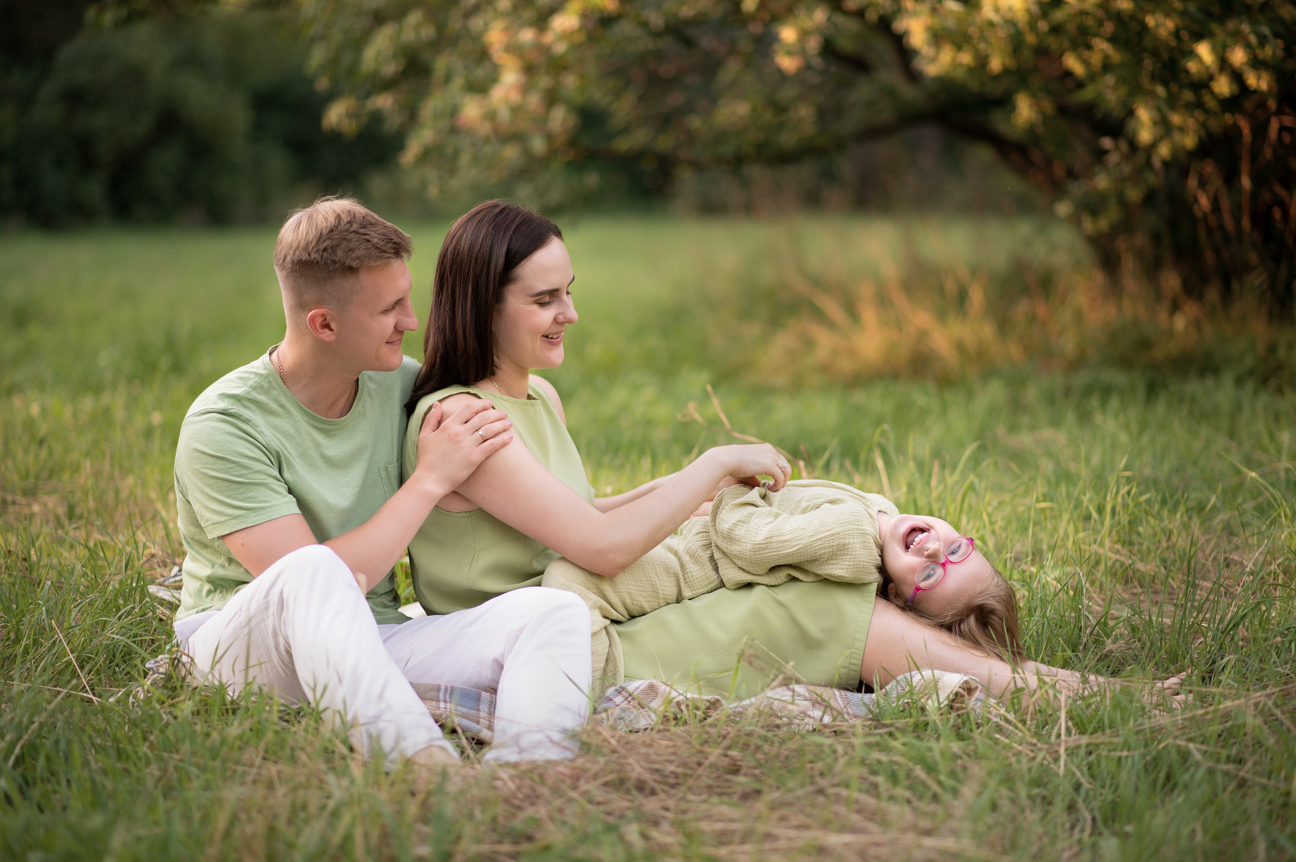 Семейная съемка на природе. Семейный и детский фотограф в Москве Анна Оськина