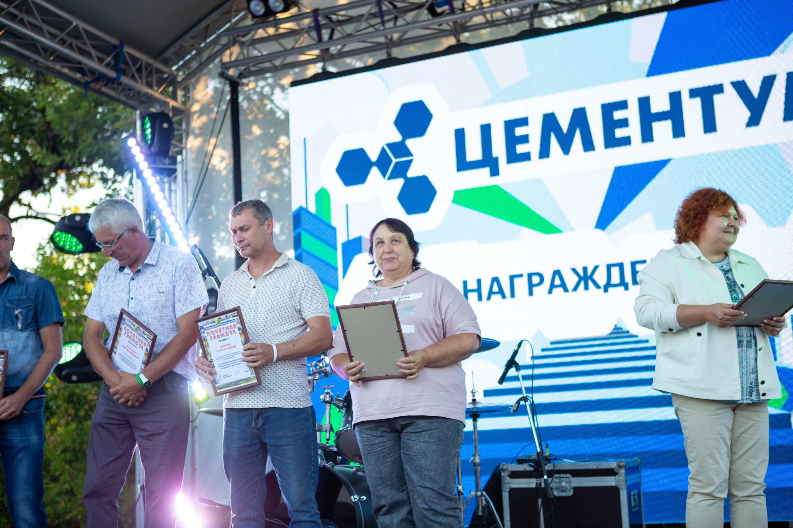 Корпоратив: «Цементиум». Свадебный и предметный фотограф Ренат Каламперов