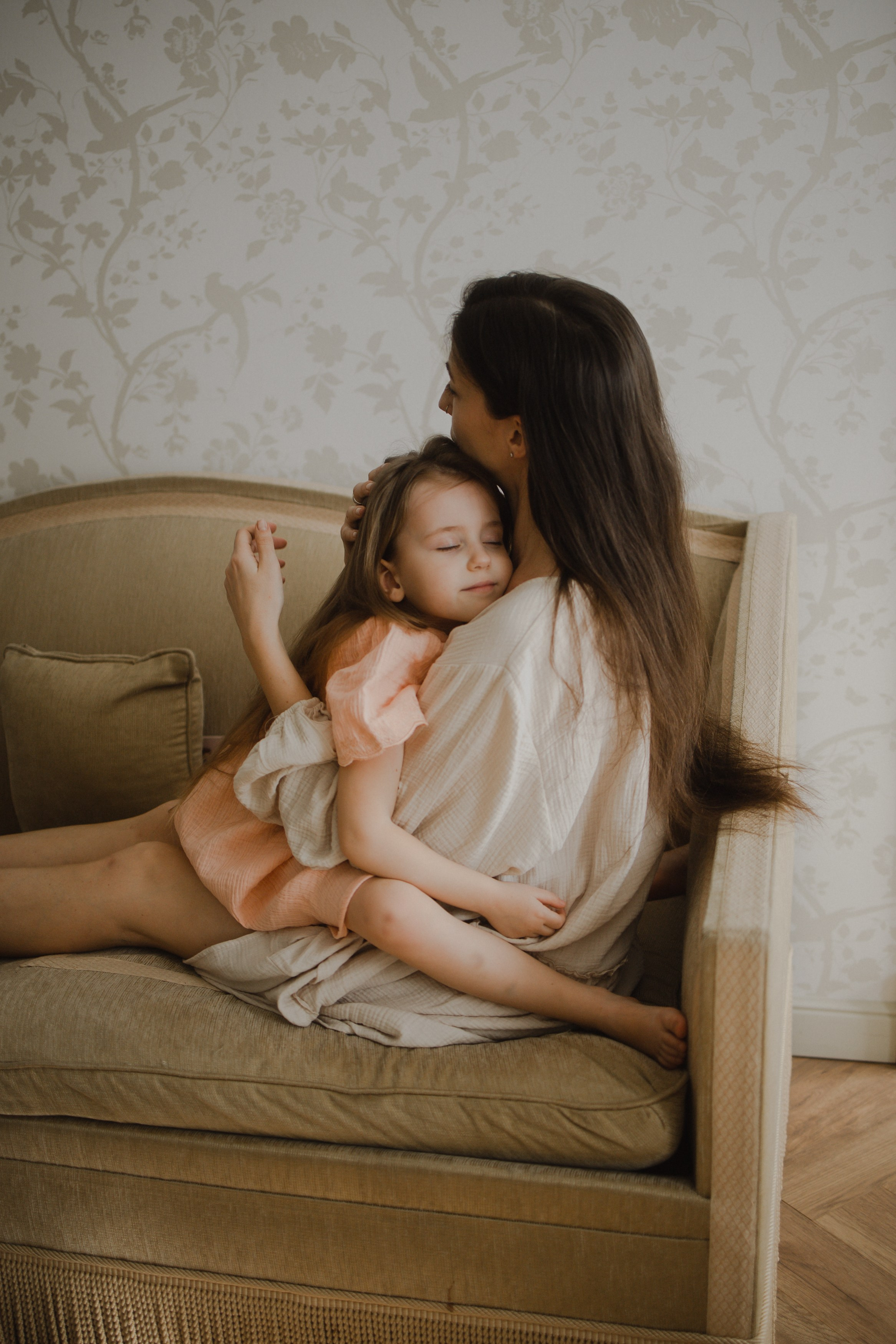 фотосессия новорожденного, фотосессия новорожденных, ньюборн, пушкин, павловск, спб, семейная фотосессия, семейная съёмка, мама и дочка, фотосессия в студии