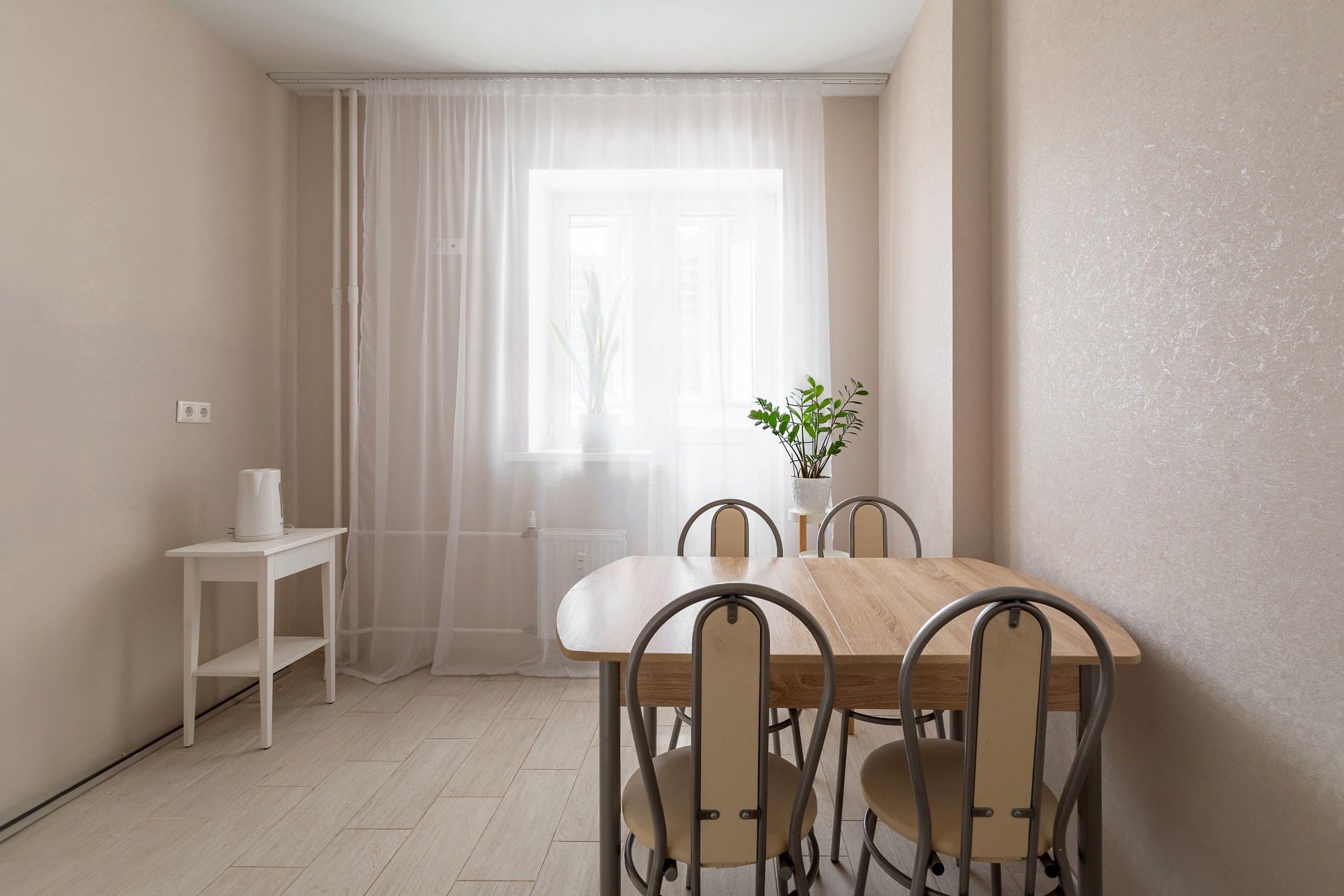 Домодедово. Квартира в теплых тонах на продажу. Интерьерный фотограф в Крыму