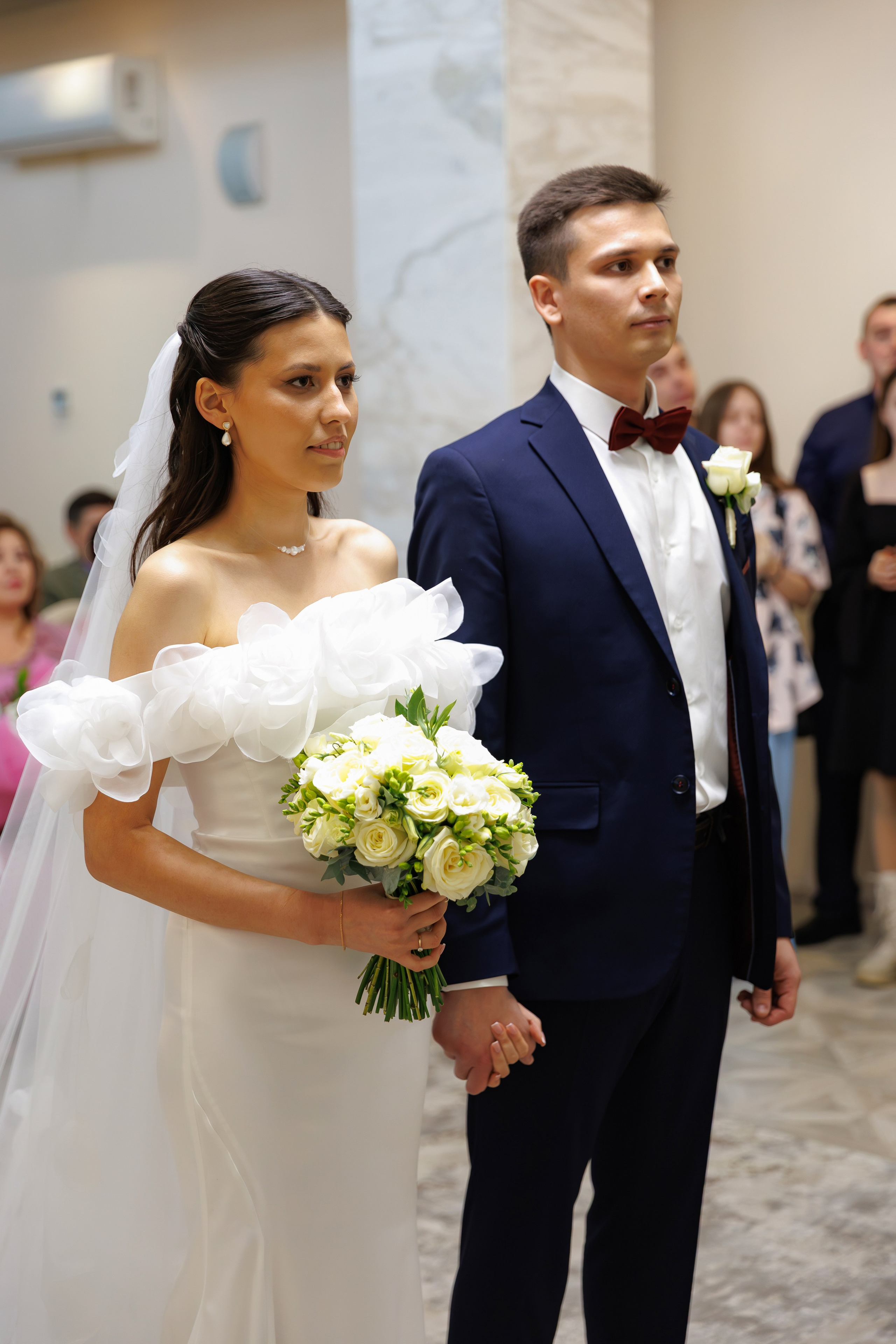 Свадебная фотосессия и сборы в гостинице Националь. Свадебный фотограф Москва и МО Сергей Киржаев