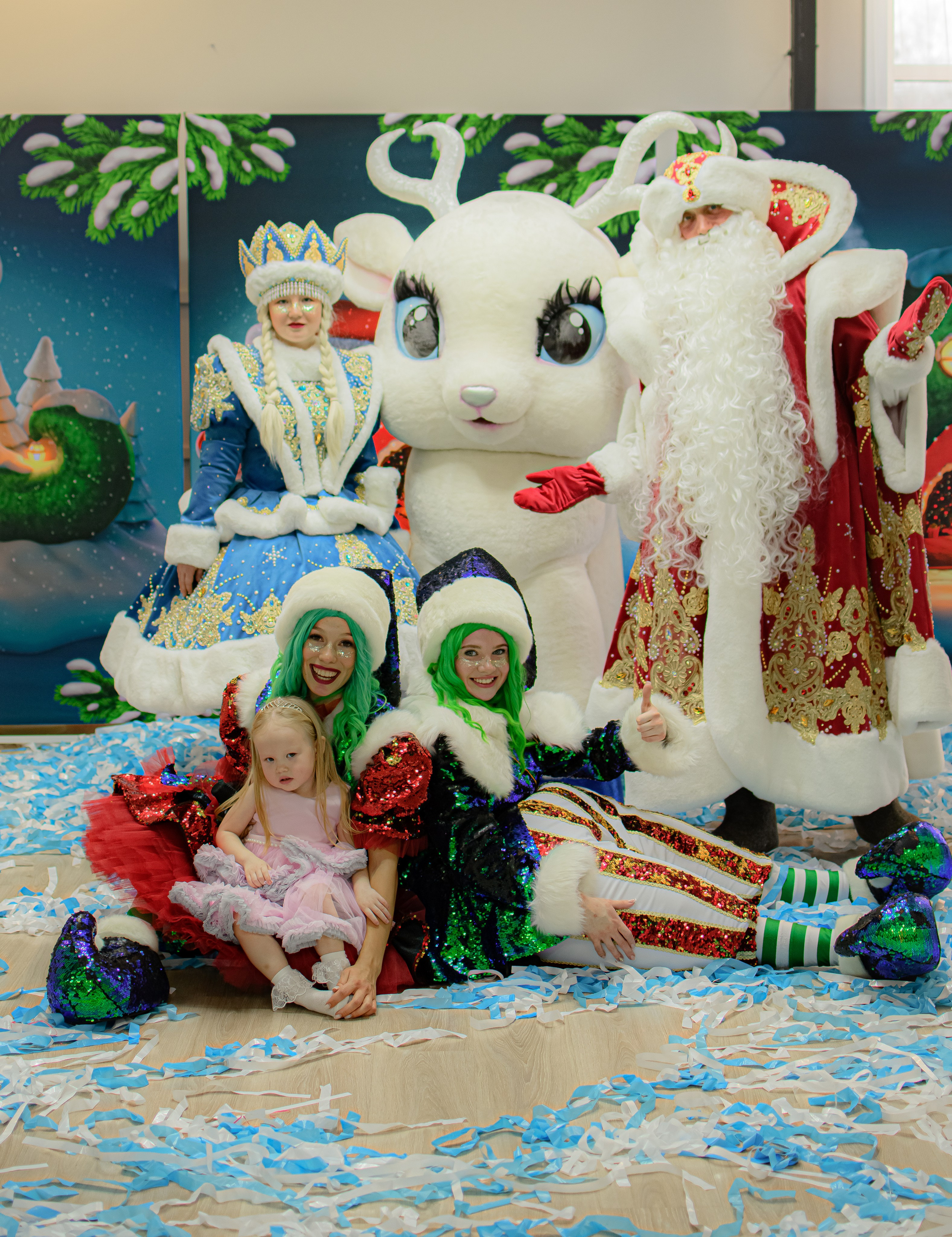 HAPPY NEW YEAR. Photokarish