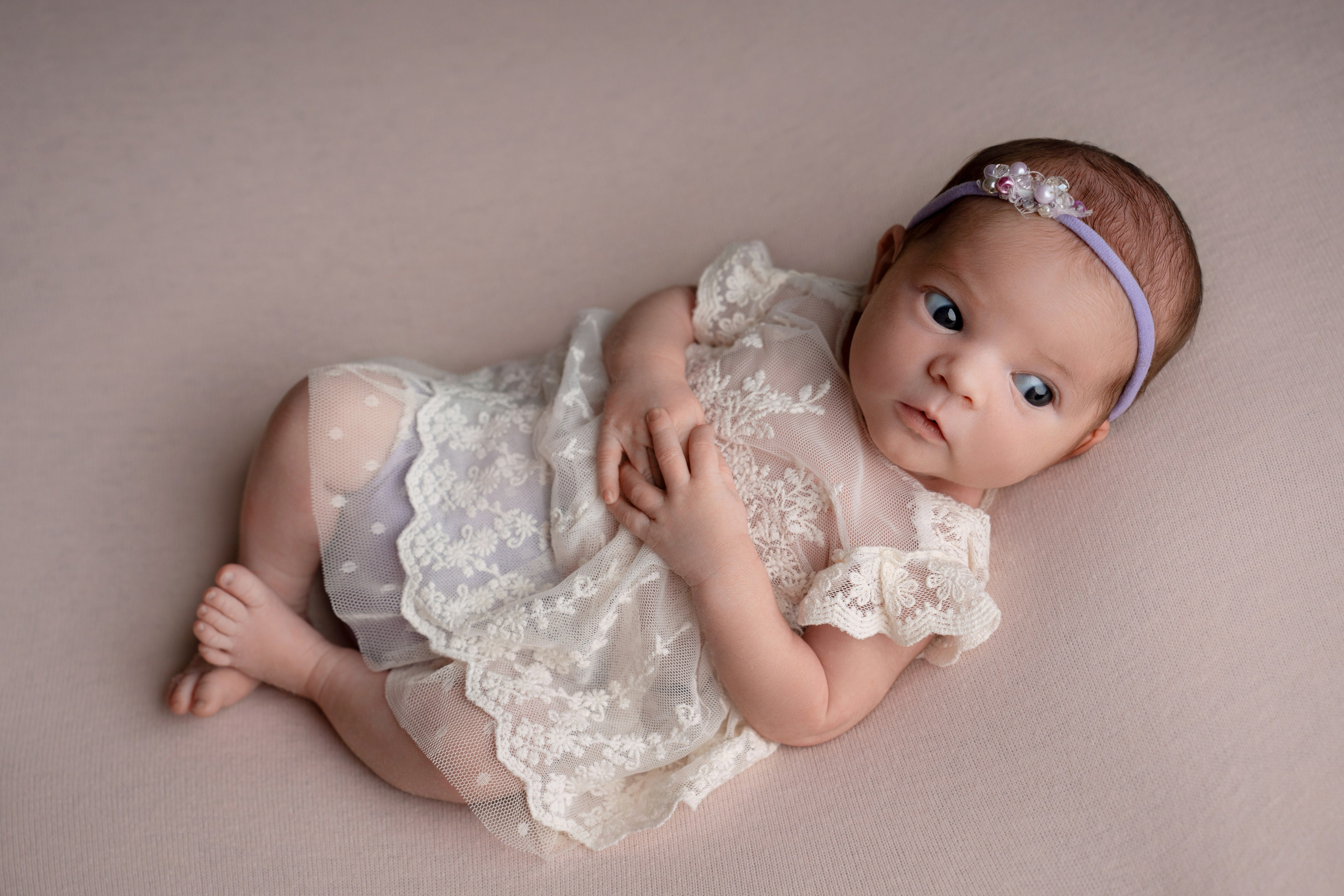 Ньюборн. Фотограф новорожденных Оренбург и свадебный фотограф Оренбург