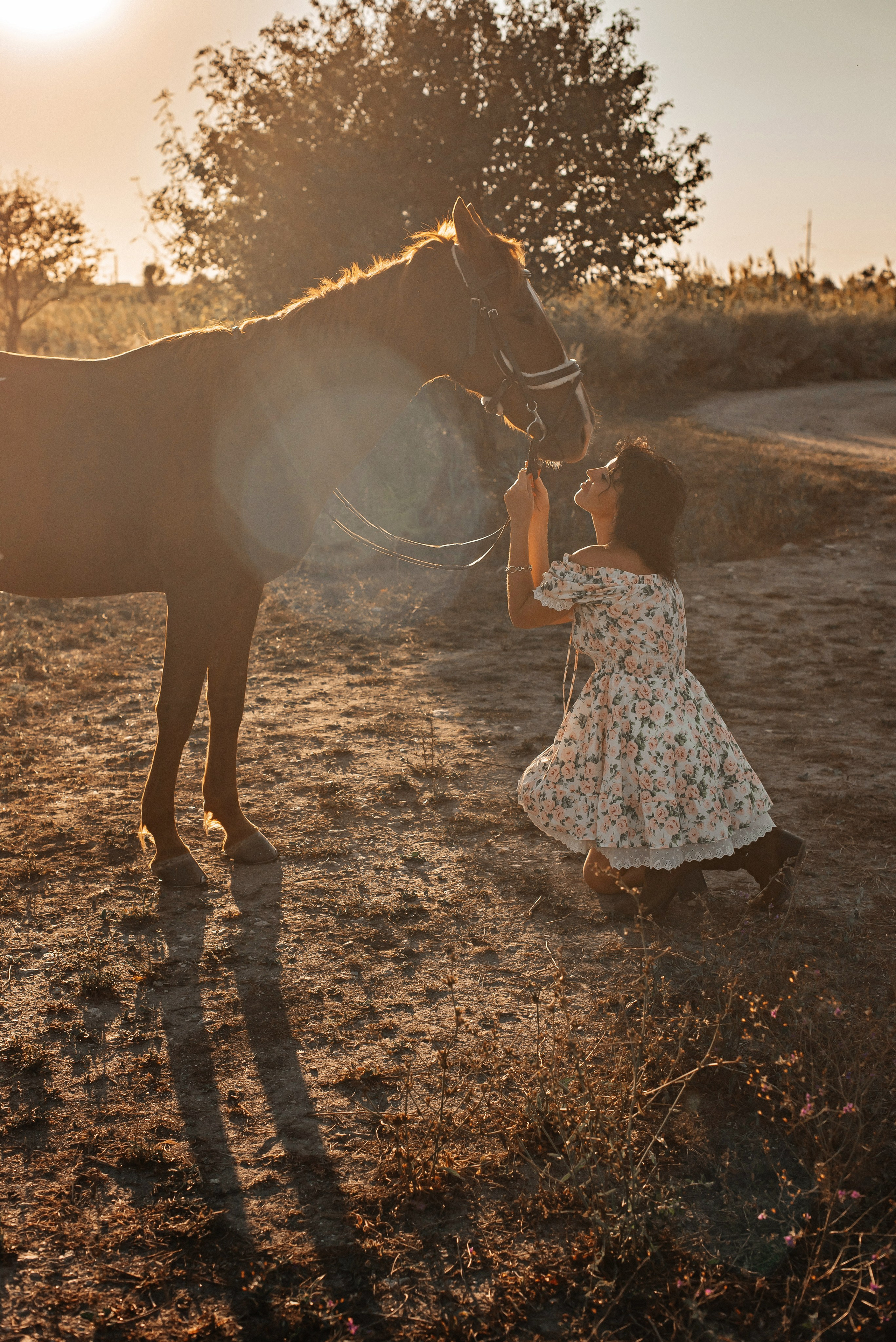 Жанна и лошадь. Детский и семейный фотограф выпускной альбом Приморско-Ахтарск