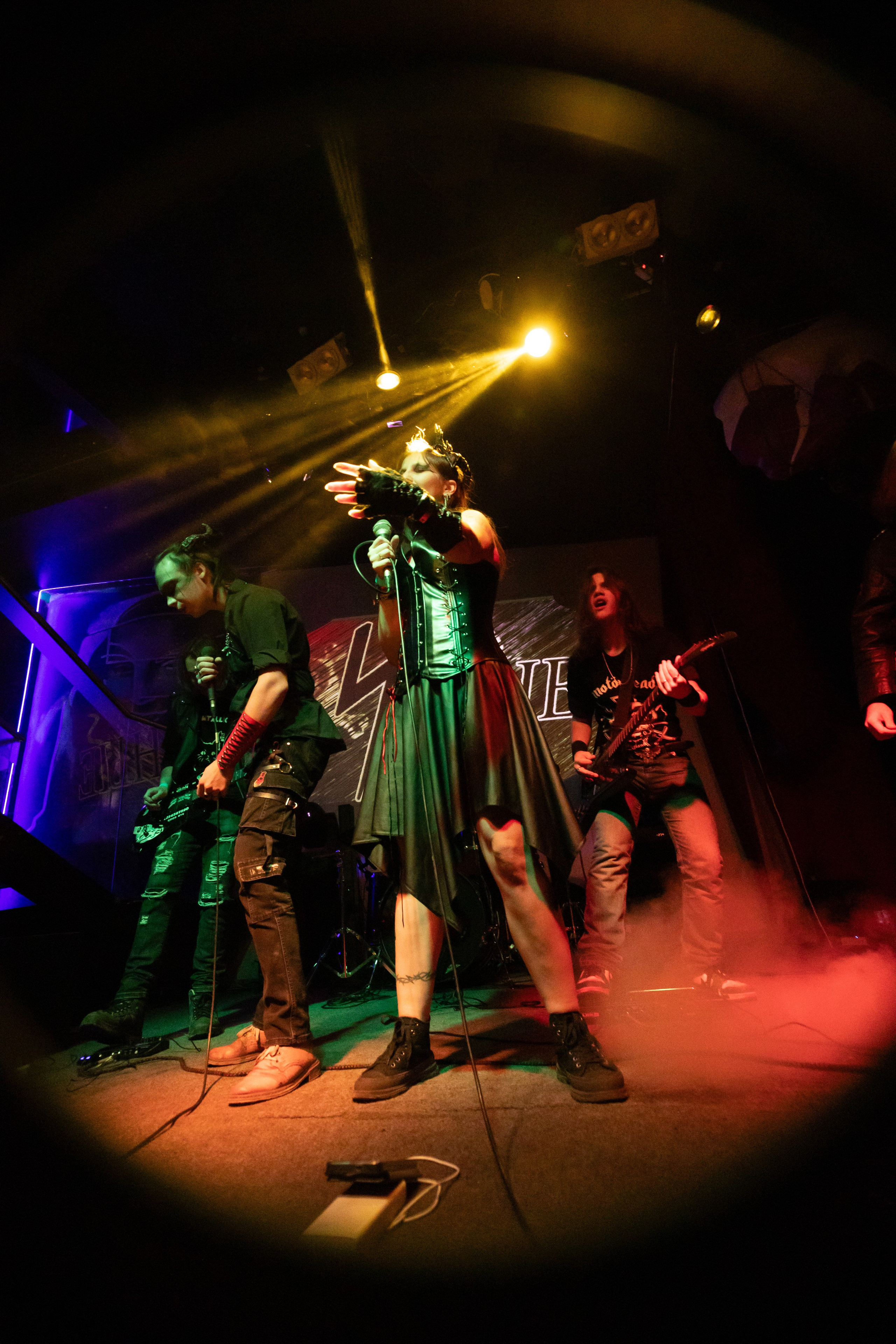 Иные. Rock night, клуб-галерея Эрмитаж. 15.11.2024. Фотограф Регина Крикунова г. Красноярск