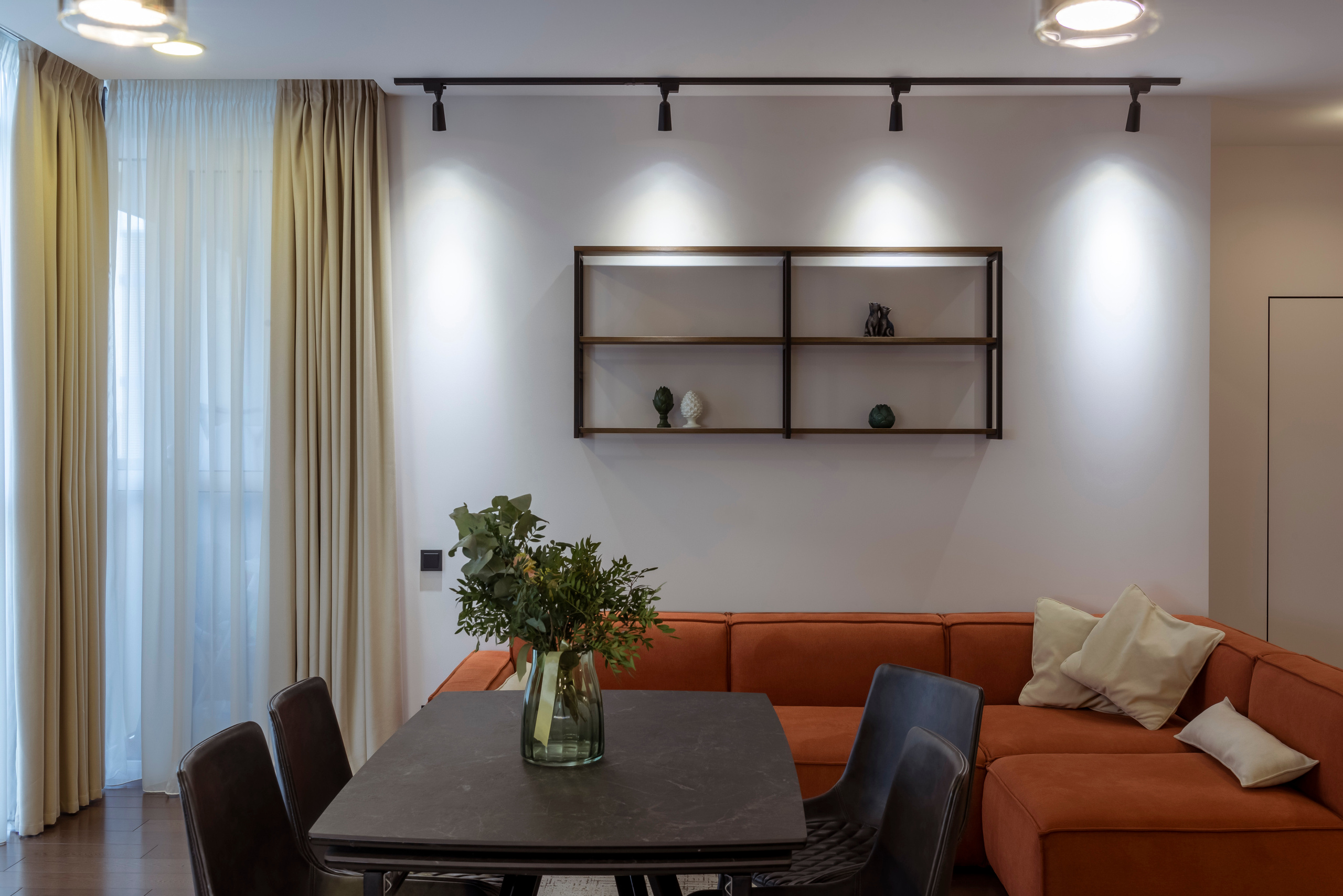 Частная квартира по ул. Садовая, Краснодар. Дизайн Студия 4Room. Интерьерный и репортажный фотограф в Краснодаре Дмитрий Вальков