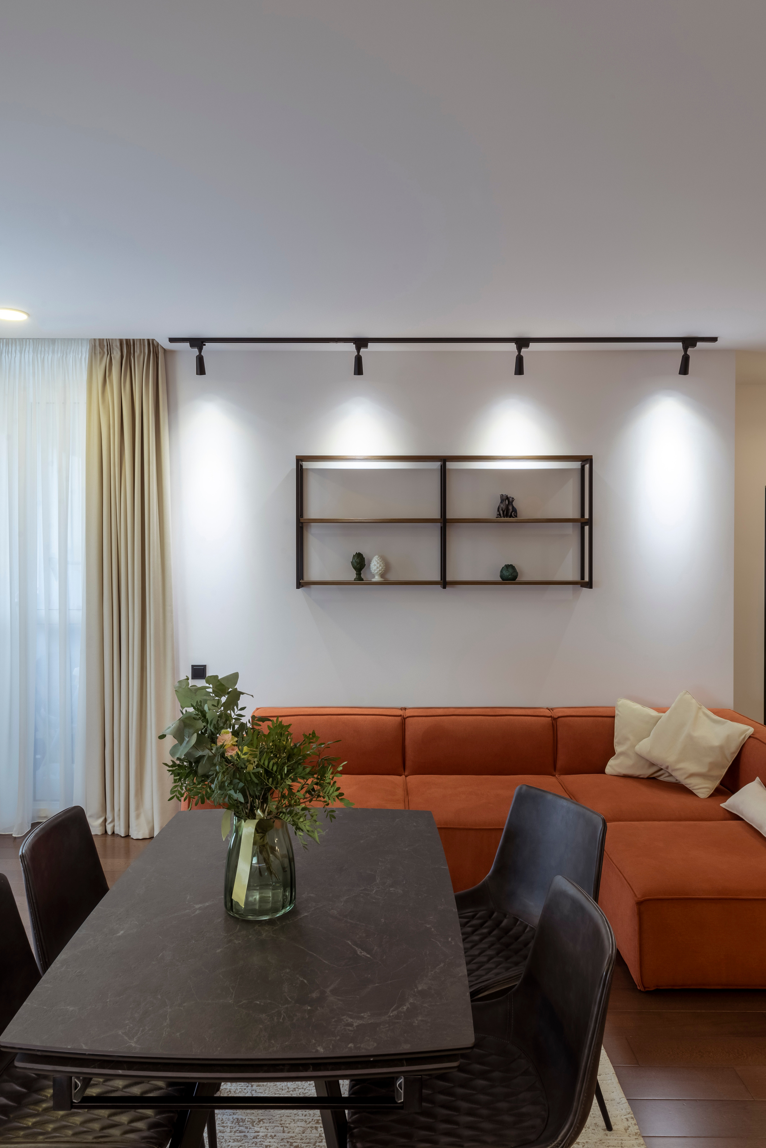 Частная квартира по ул. Садовая, Краснодар. Дизайн Студия 4Room. Интерьерный и репортажный фотограф в Краснодаре Дмитрий Вальков