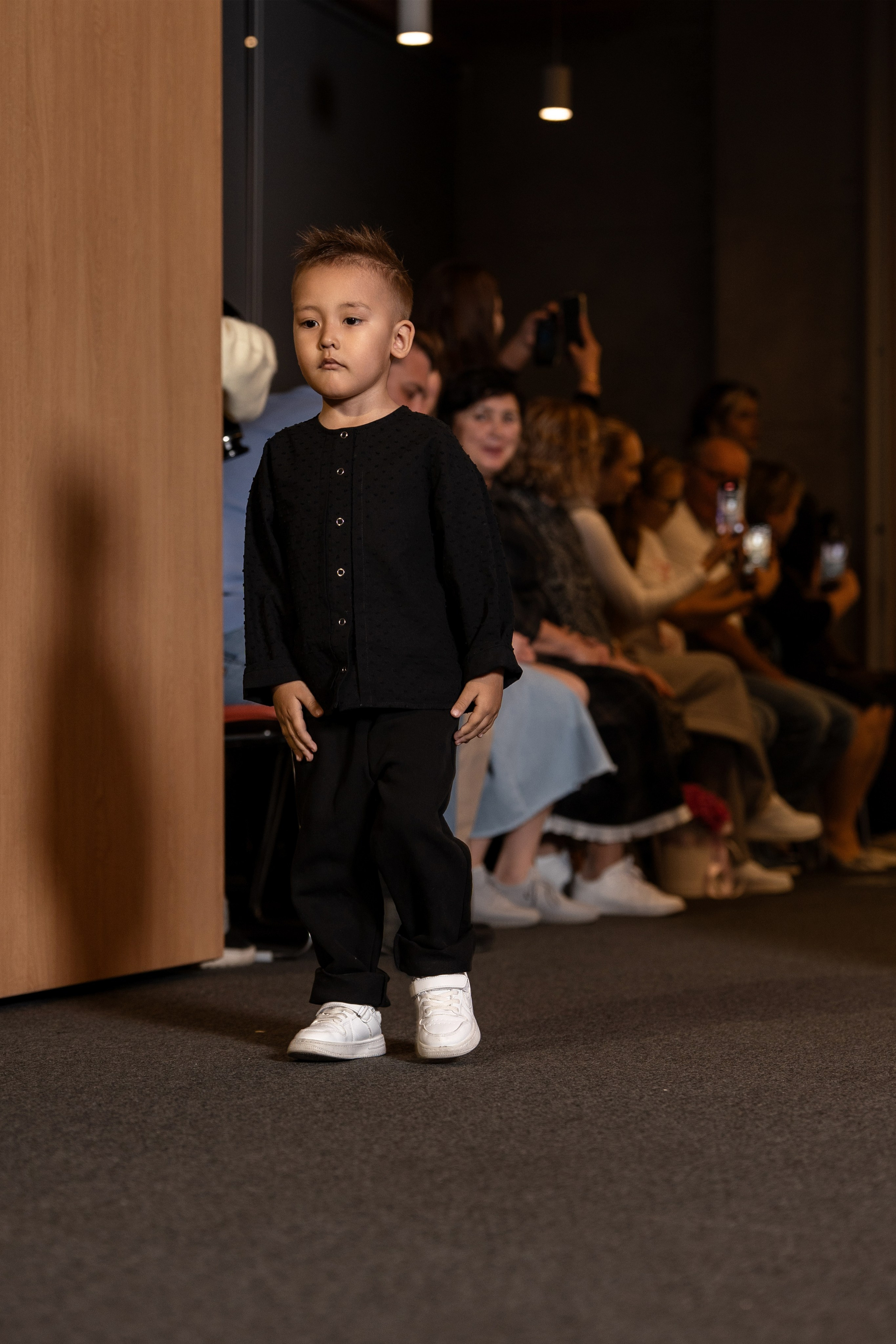 Brand Mila_R. Сайт Алматинского НЮ АРТ, будуар и фэшн фотографа Дениса Карпенко