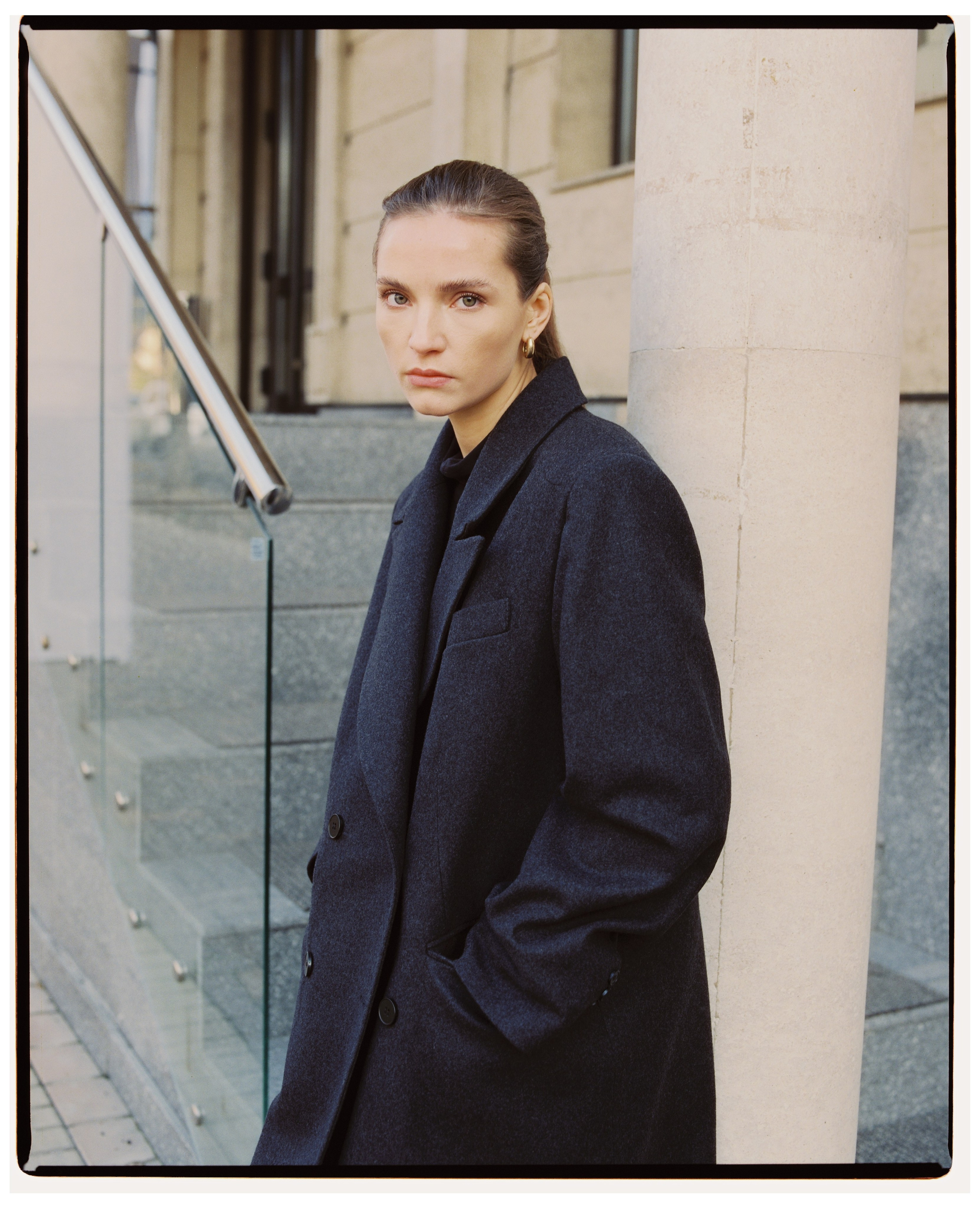 Melin clo. Fashion and advertising photographer