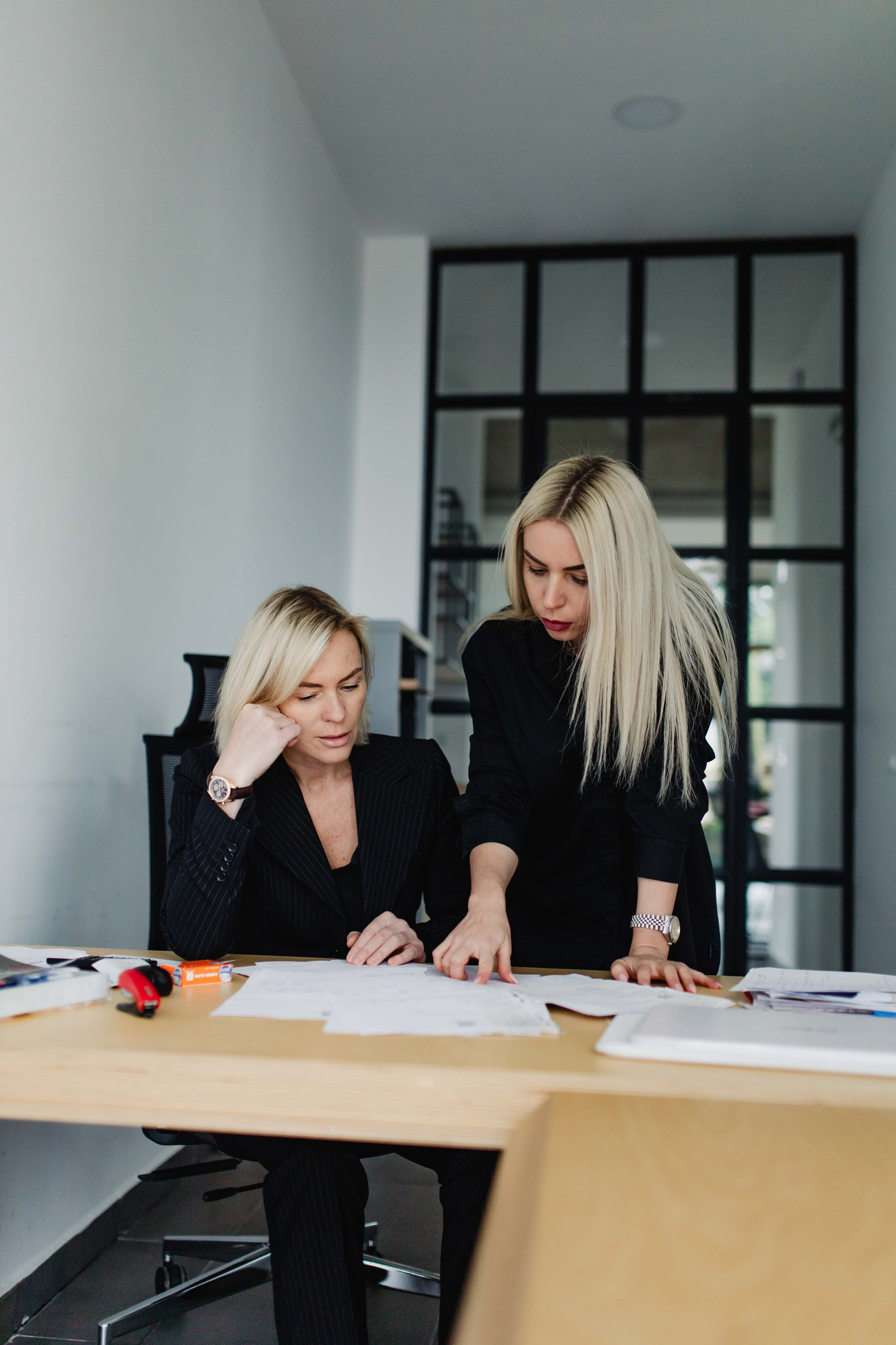 Kate and Helena. Лариса Богомолова. Фотограф. Видеограф. Болгария