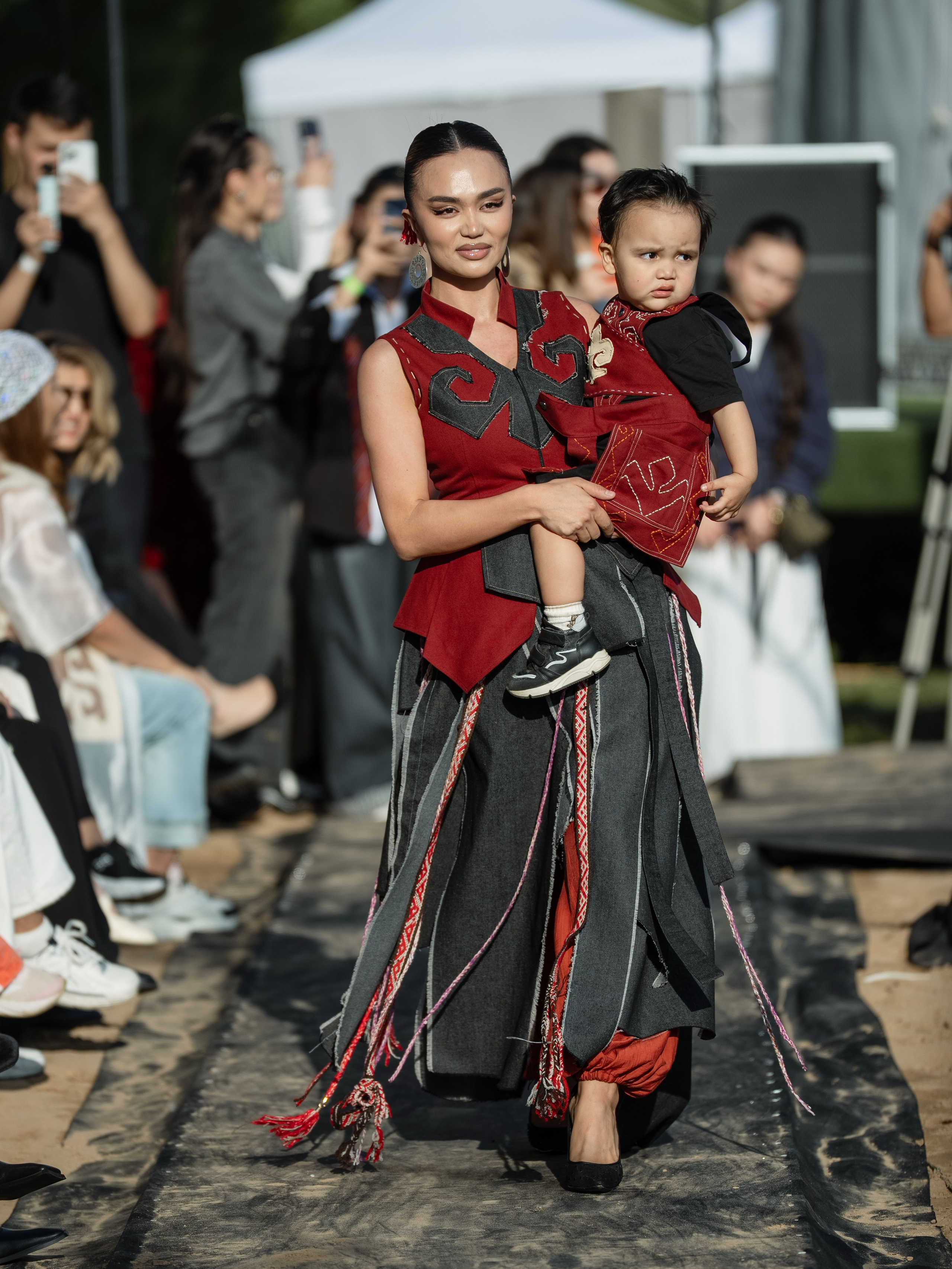 Brand Darideiya. Сайт Алматинского НЮ АРТ, будуар и фэшн фотографа Дениса Карпенко