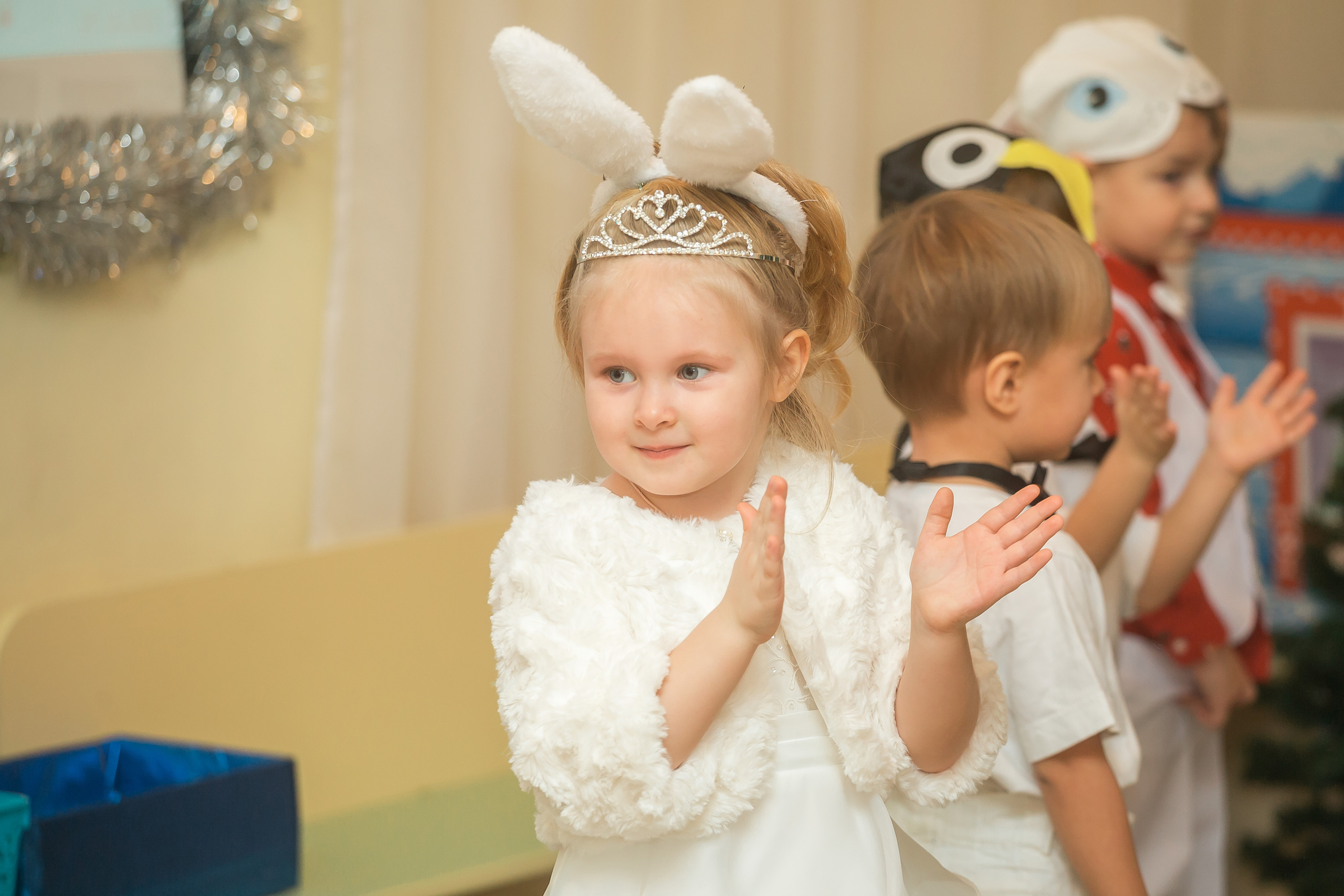 Новогодний утренник в младшей группе. Фотографиня Мария Дикова
