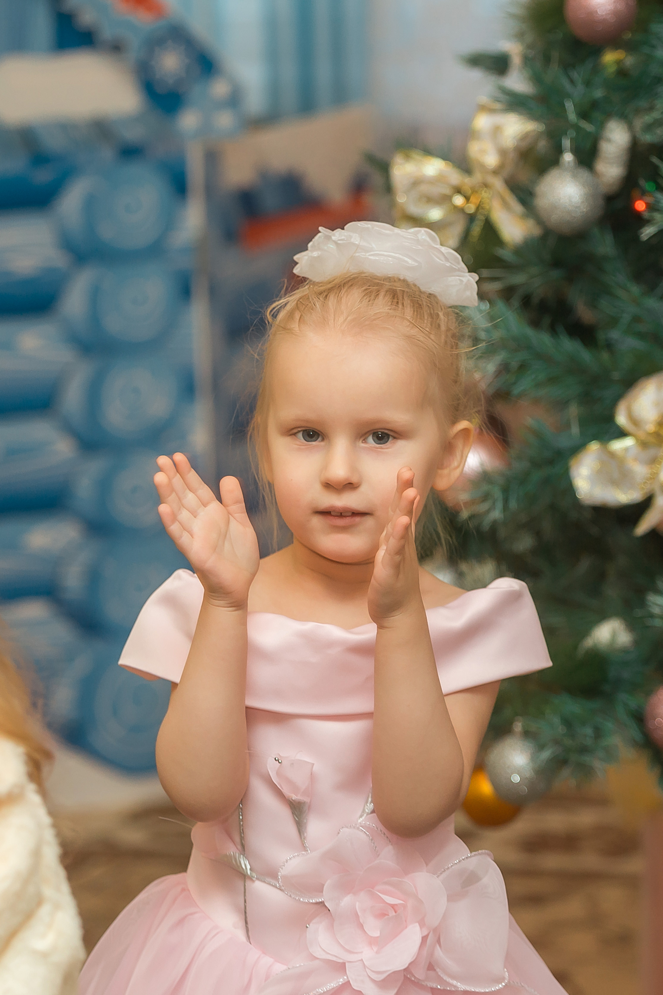 Новогодний утренник в младшей группе. Фотографиня Мария Дикова