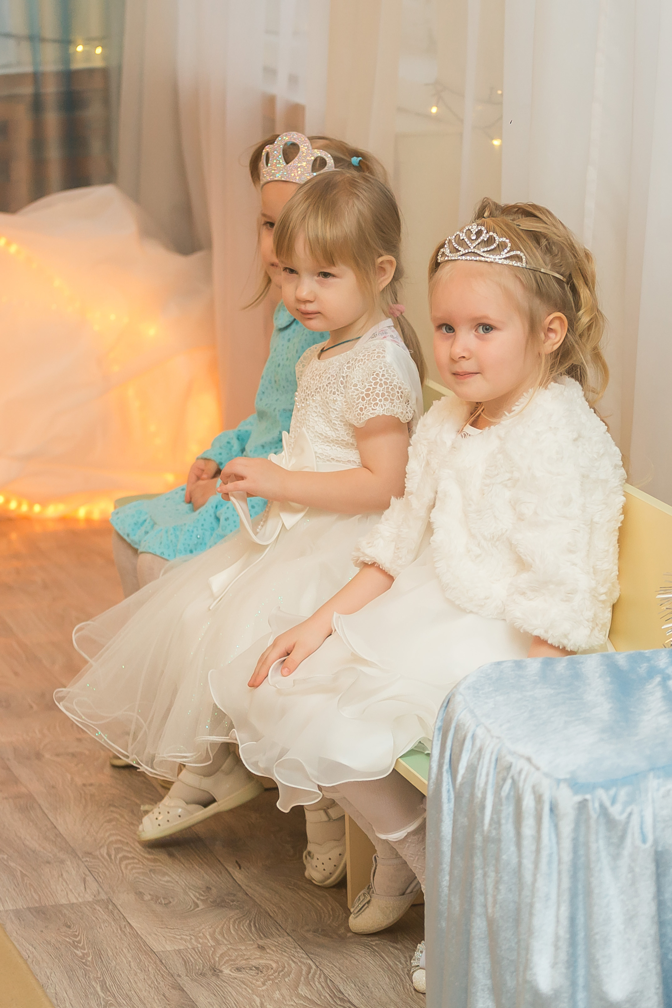 Новогодний утренник в младшей группе. Фотографиня Мария Дикова