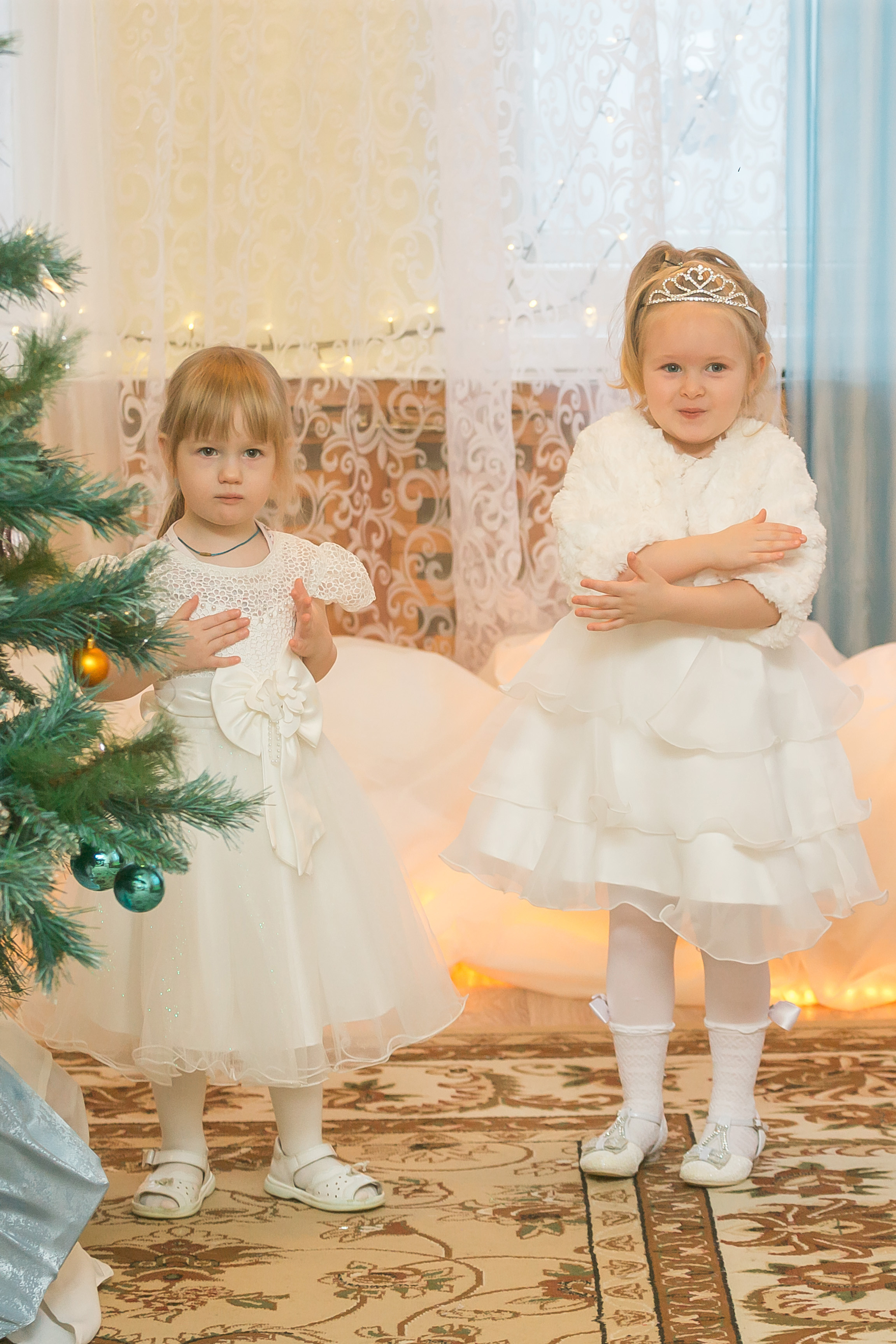 Новогодний утренник в младшей группе. Фотографиня Мария Дикова