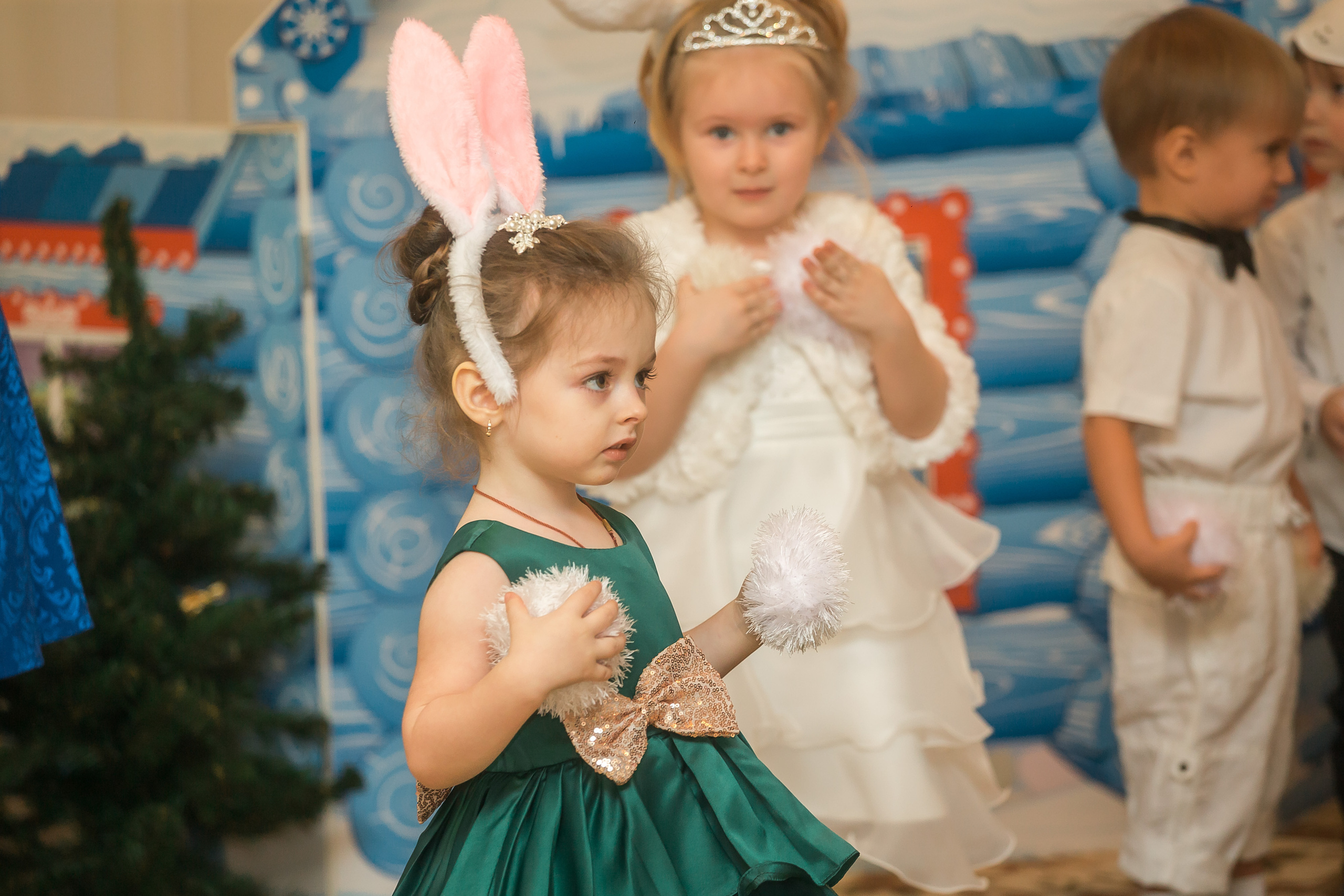 Новогодний утренник в младшей группе. Фотографиня Мария Дикова