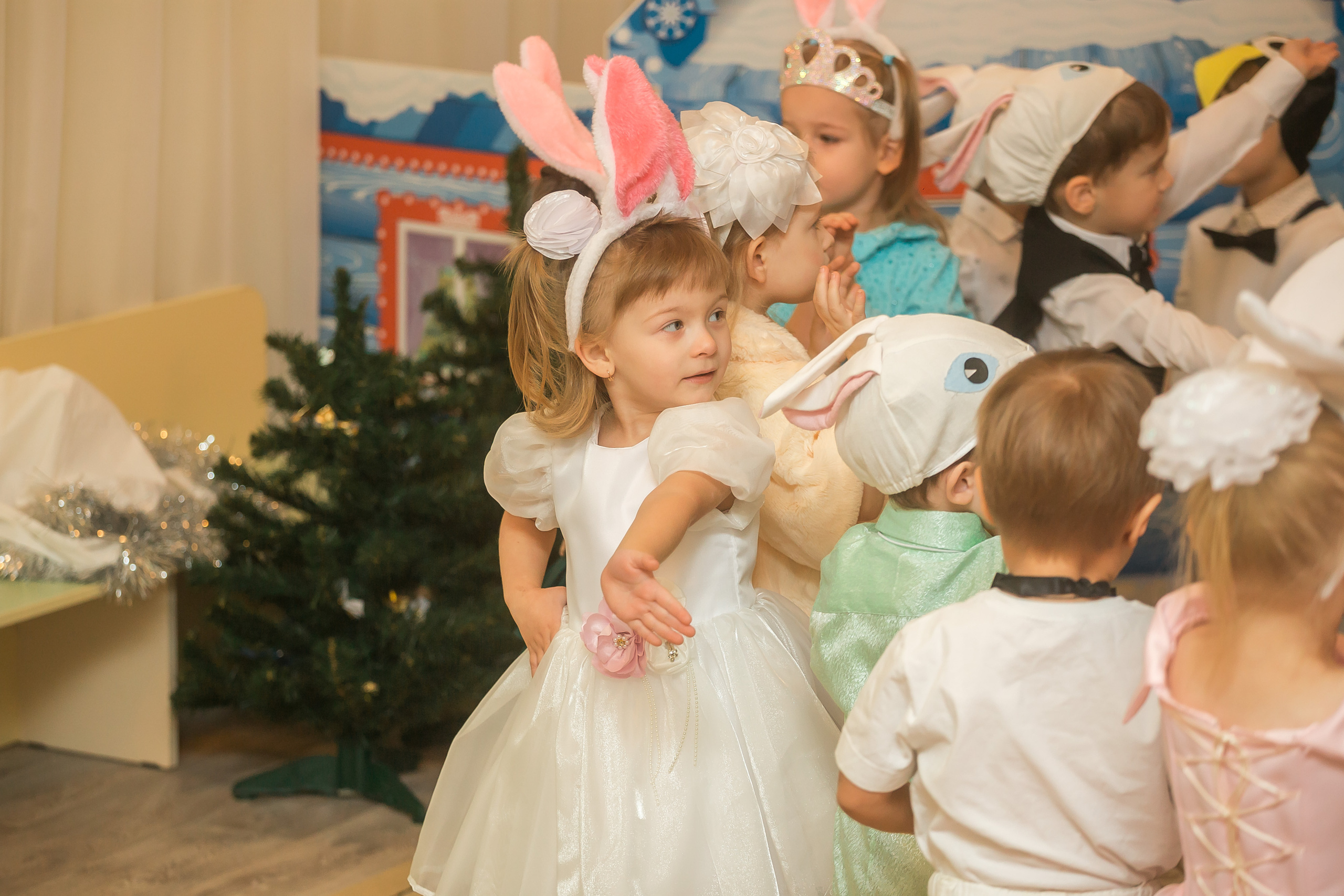 Новогодний утренник в младшей группе. Фотографиня Мария Дикова