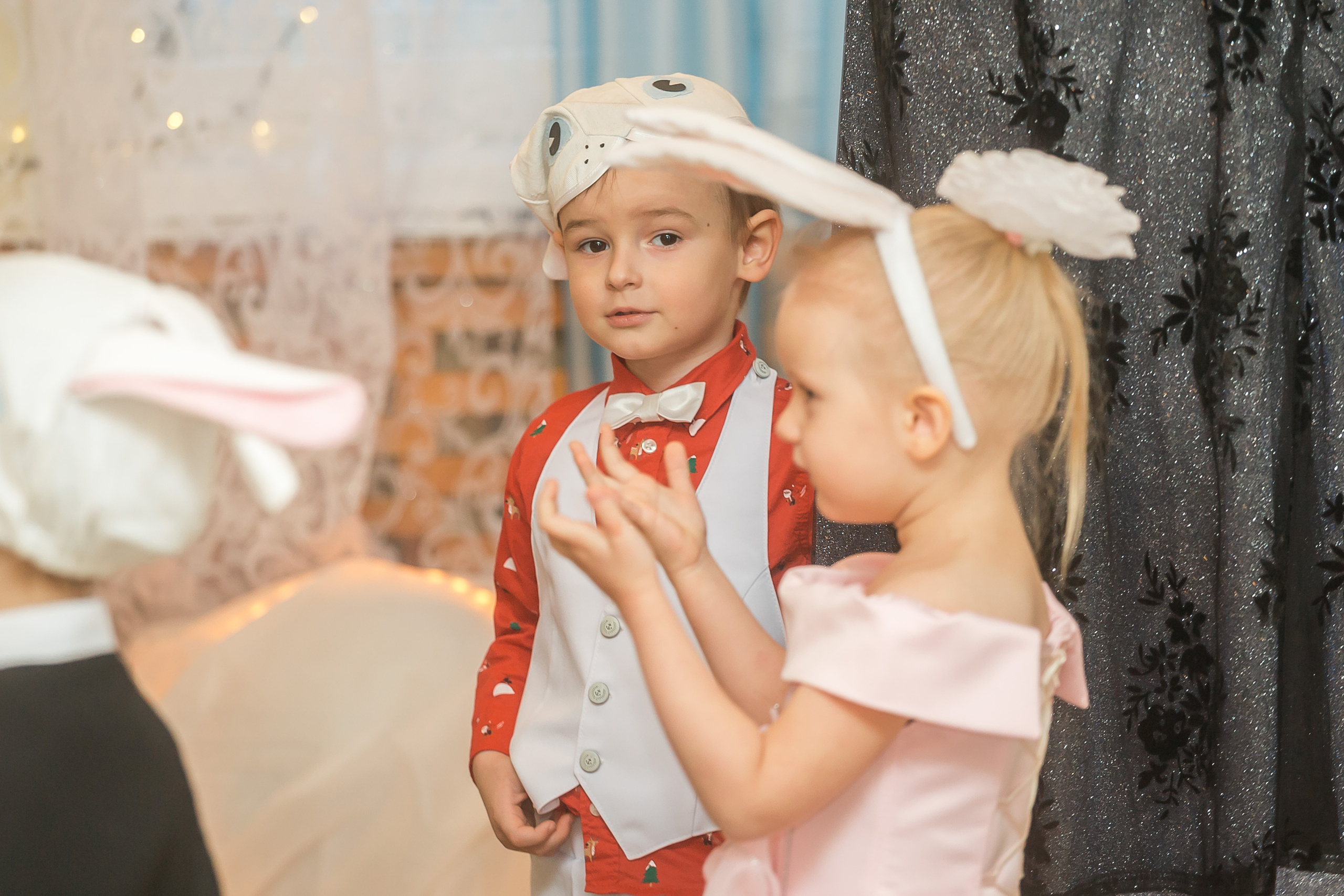 Новогодний утренник в младшей группе. Фотографиня Мария Дикова