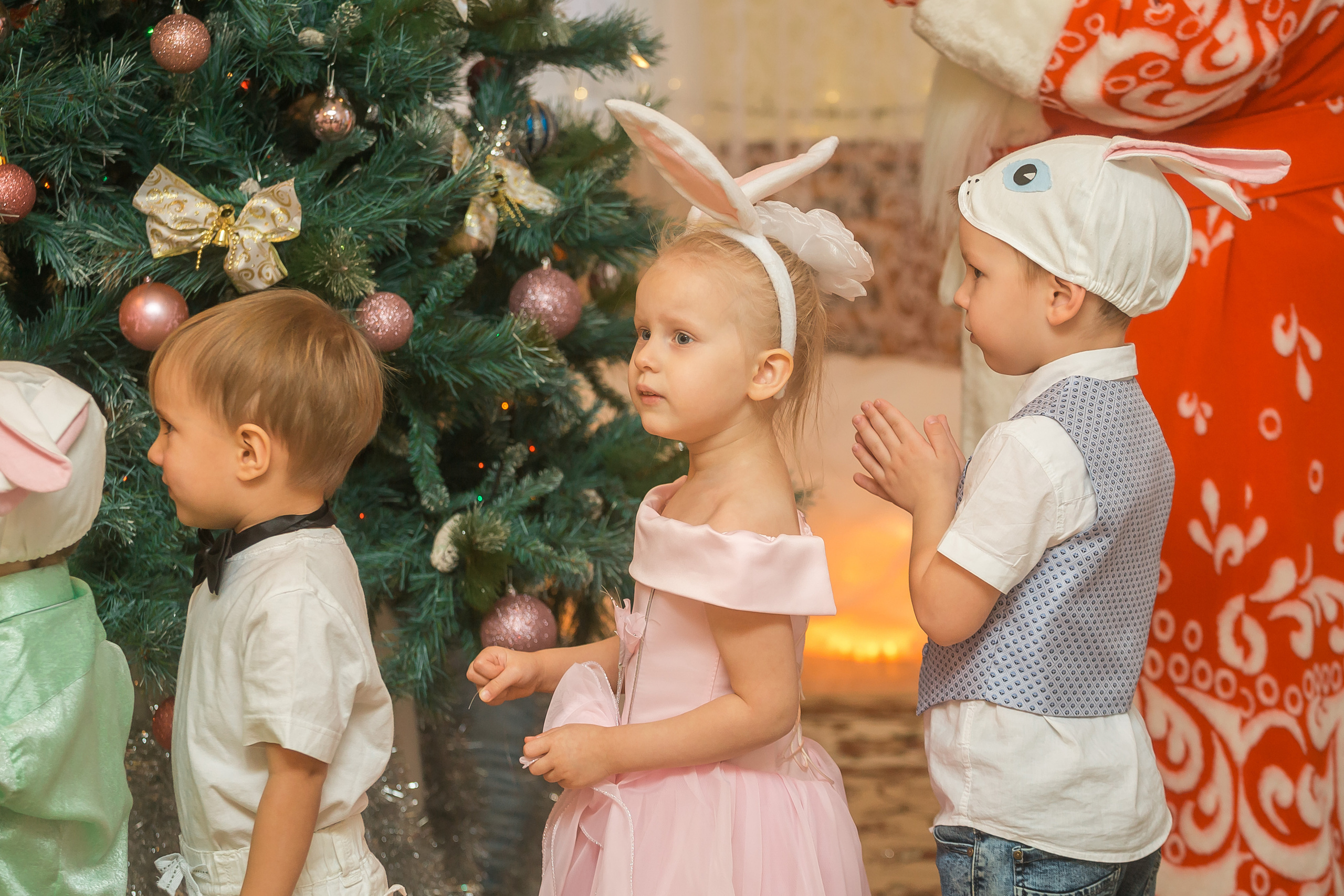 Новогодний утренник в младшей группе. Фотографиня Мария Дикова