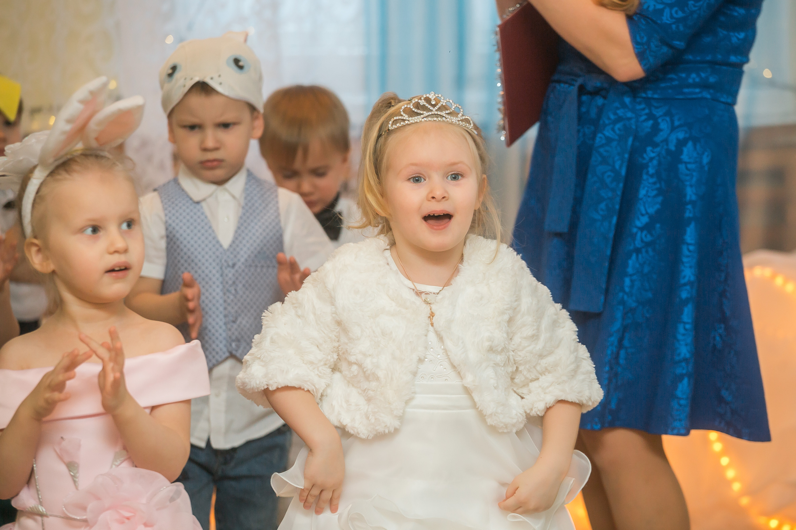 Новогодний утренник в младшей группе. Фотографиня Мария Дикова