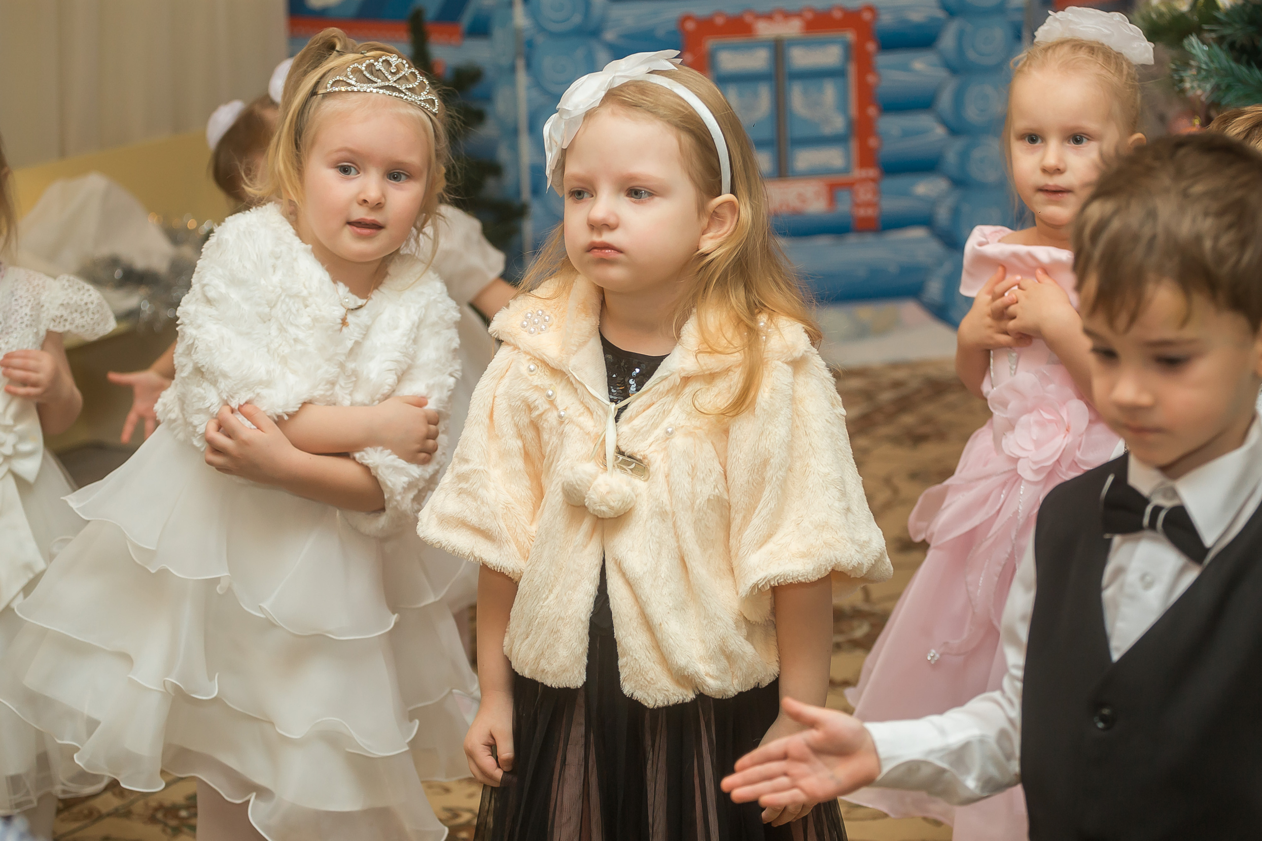 Новогодний утренник в младшей группе. Фотографиня Мария Дикова